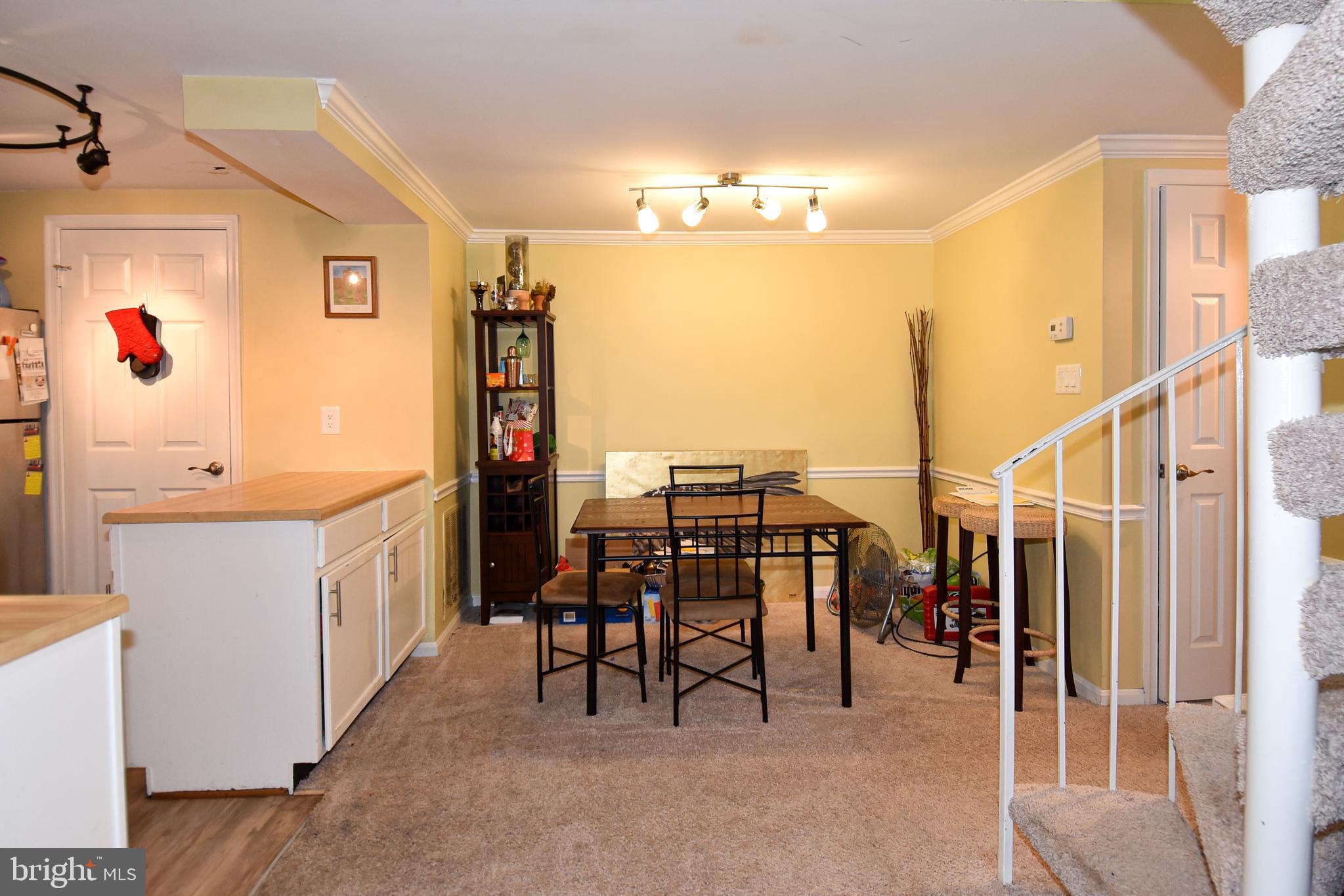 HAMPTON HOUSE - Residential Lease