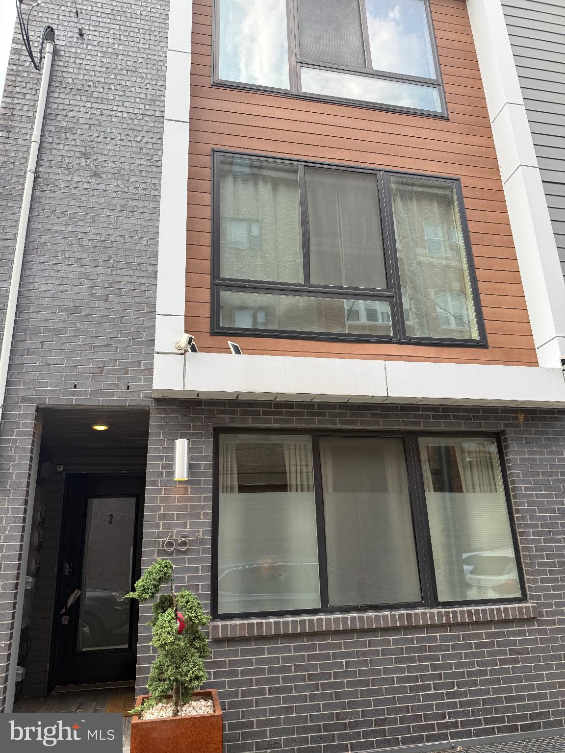 FISHTOWN - Residential Lease