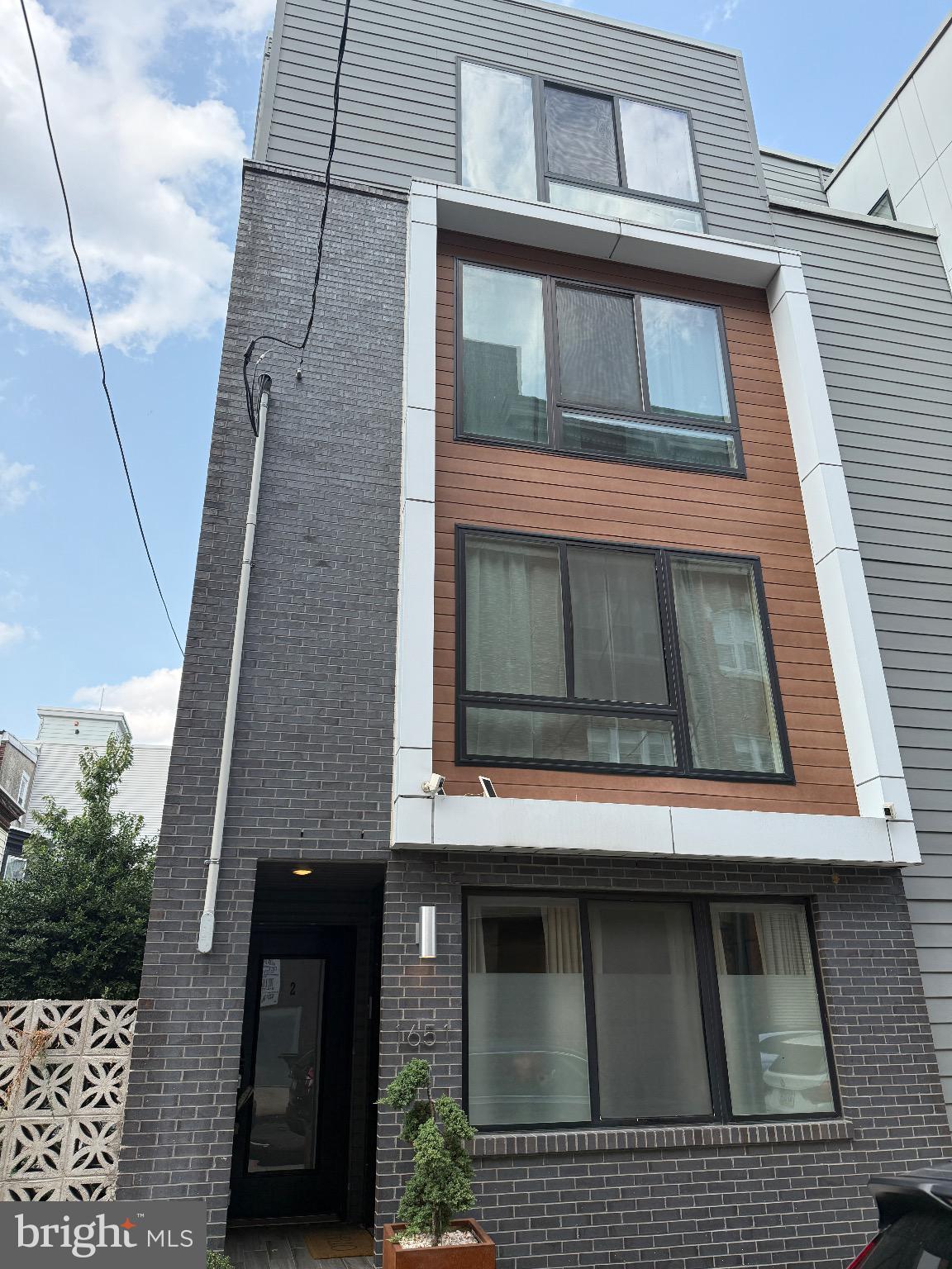 FISHTOWN - Residential Lease