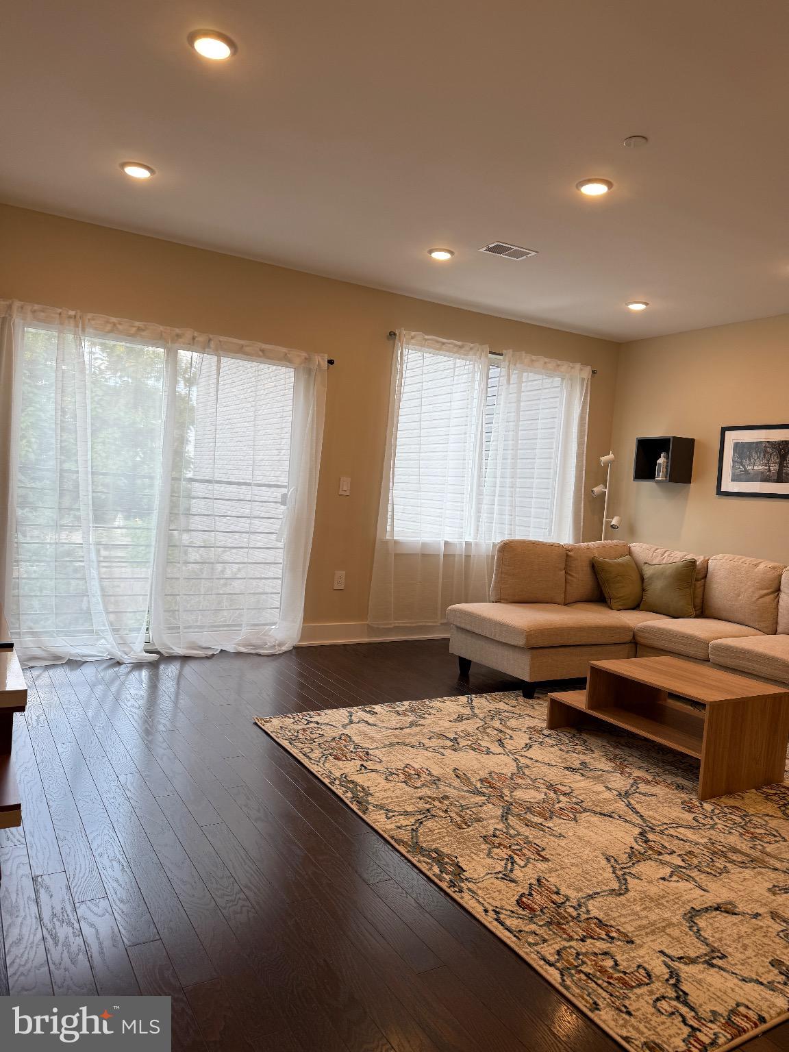 FISHTOWN - Residential Lease