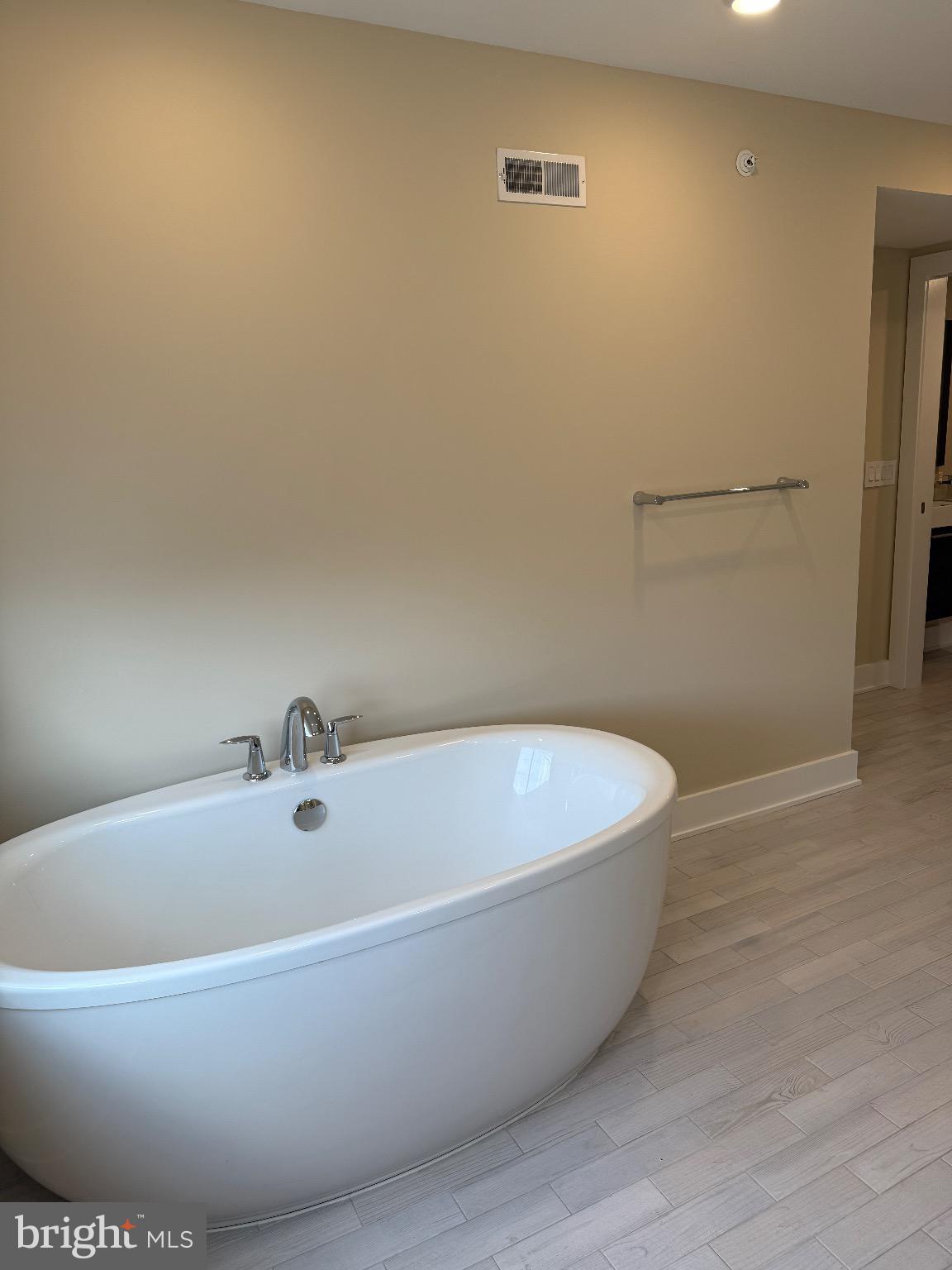 FISHTOWN - Residential Lease