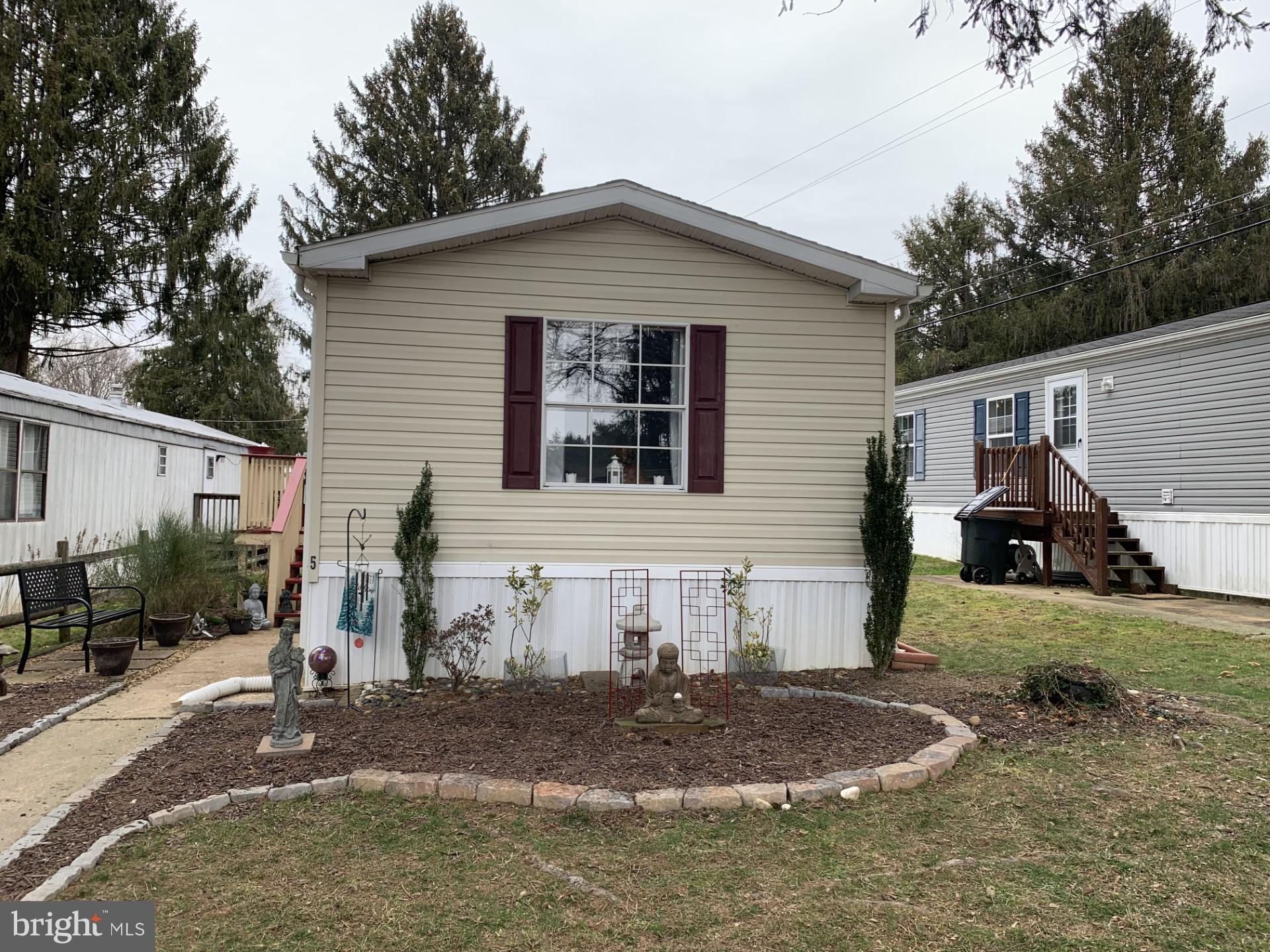 HILLANDALE HOMES - Residential