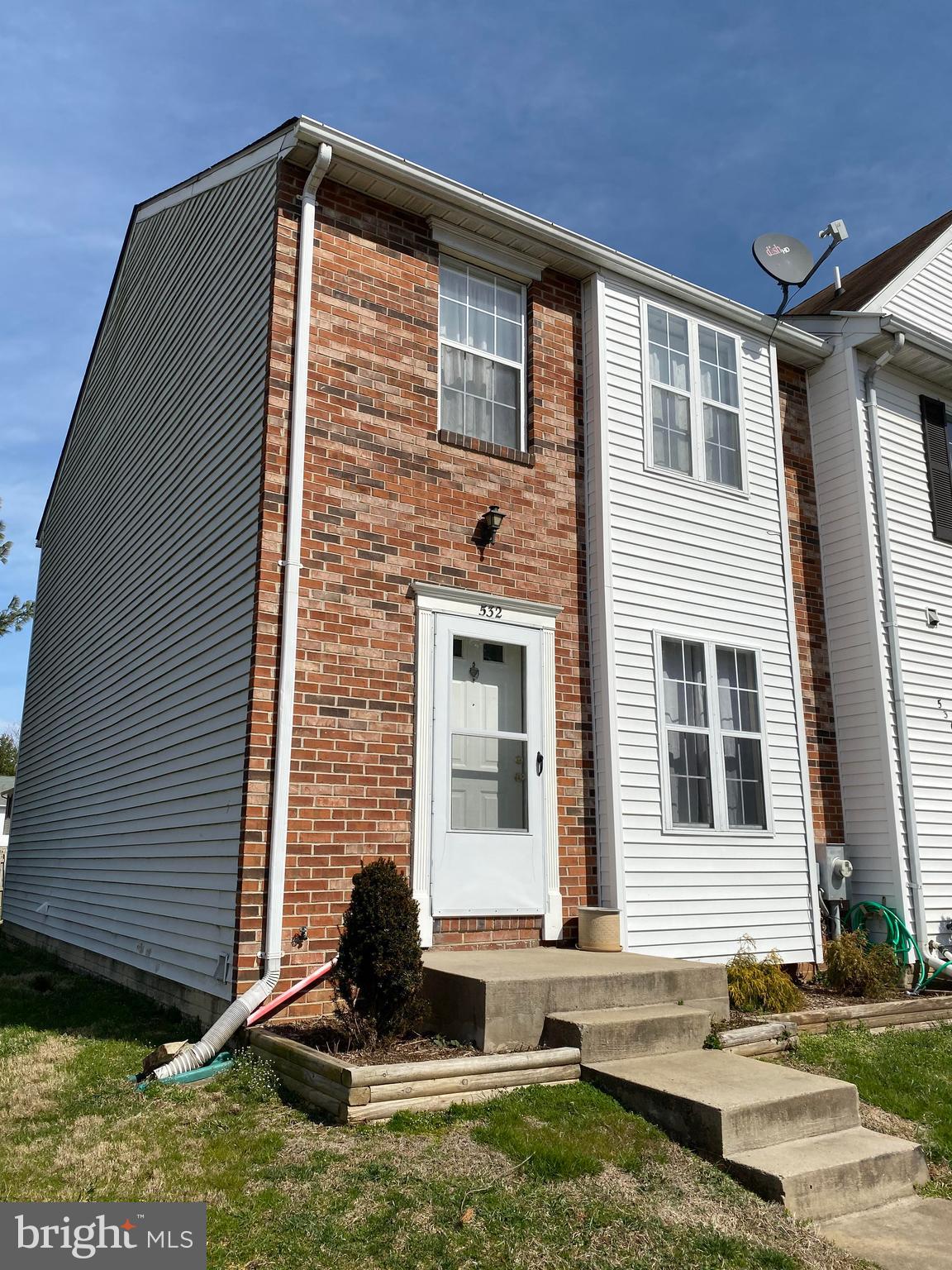 Send clients by July 3 from 3-4 if you like for an open house. We are selecting a tenant by this weekend.
