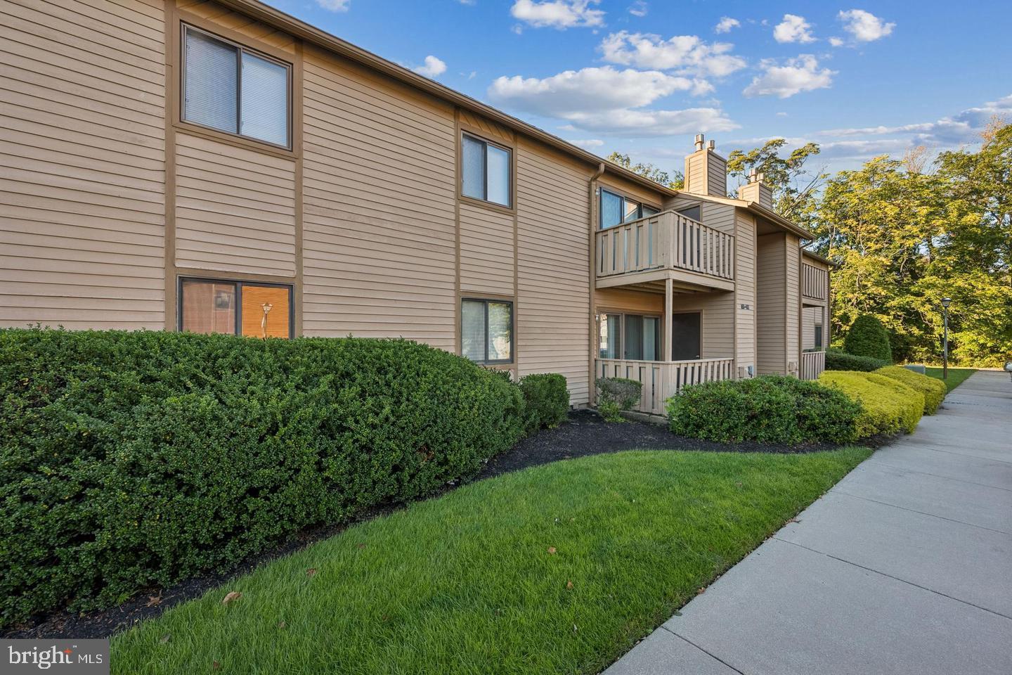 706 WOODHOLLOW DRIVE