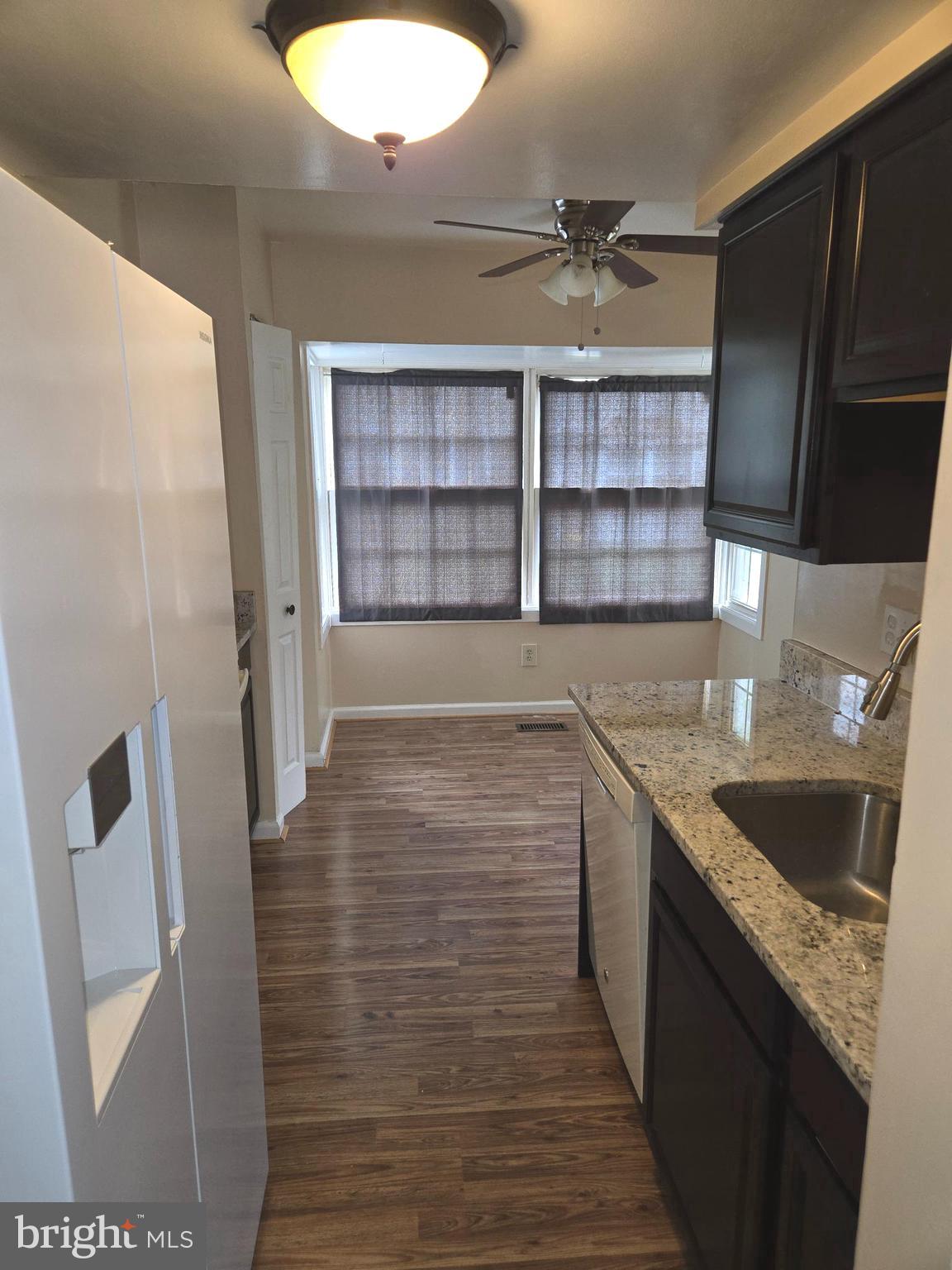 1850 ABERDEEN CIRCLE