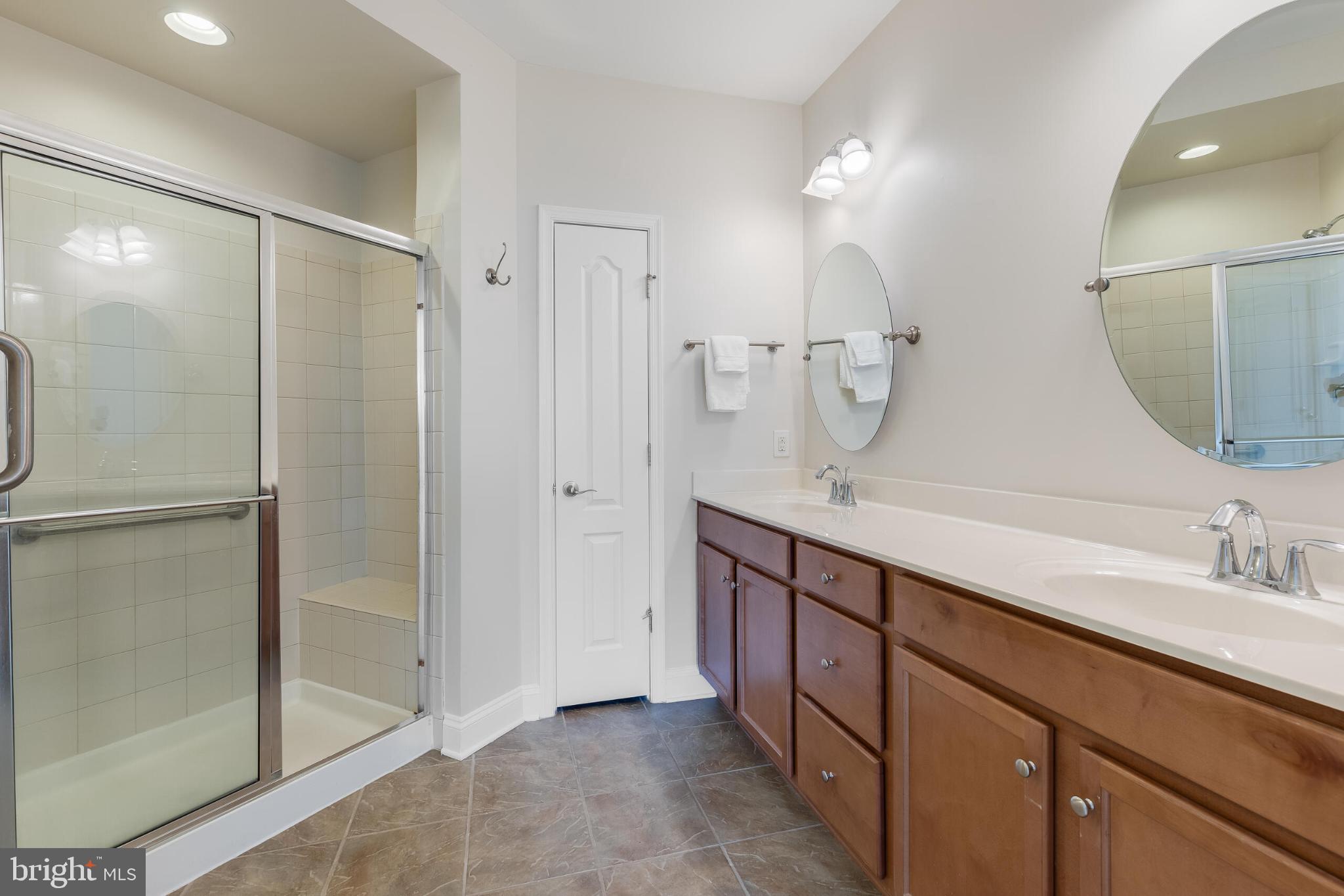 THE GATHERINGS - Residential