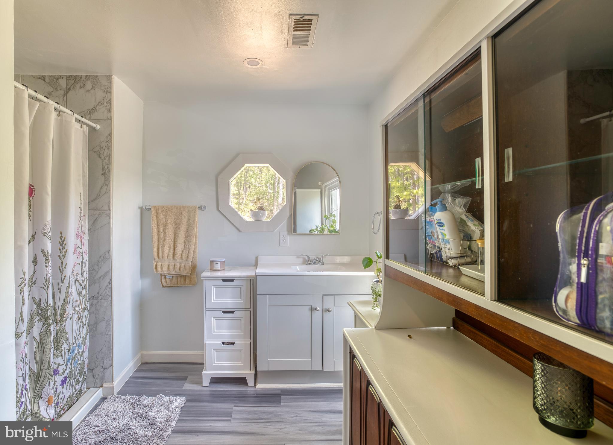 YOWELL - Residential