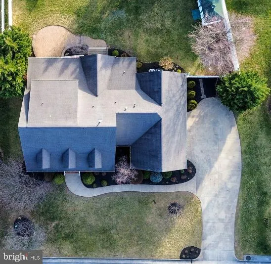 Winchester, Virginia 22602, United States, 5 Bedrooms Bedrooms, ,5 BathroomsBathrooms,Residential,Coming Soon,171630