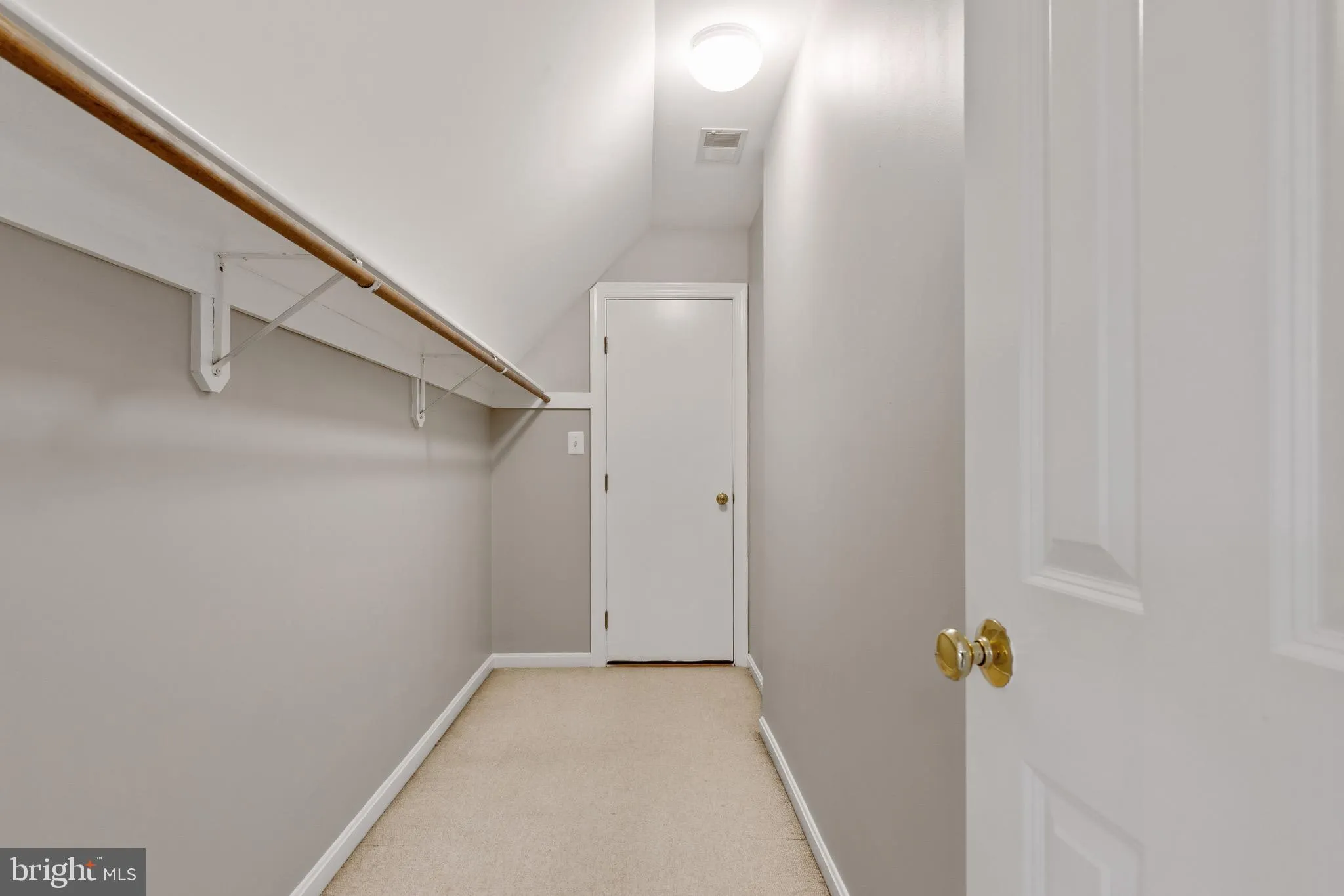 Winchester, Virginia 22602, United States, 5 Bedrooms Bedrooms, ,5 BathroomsBathrooms,Residential,Coming Soon,171630