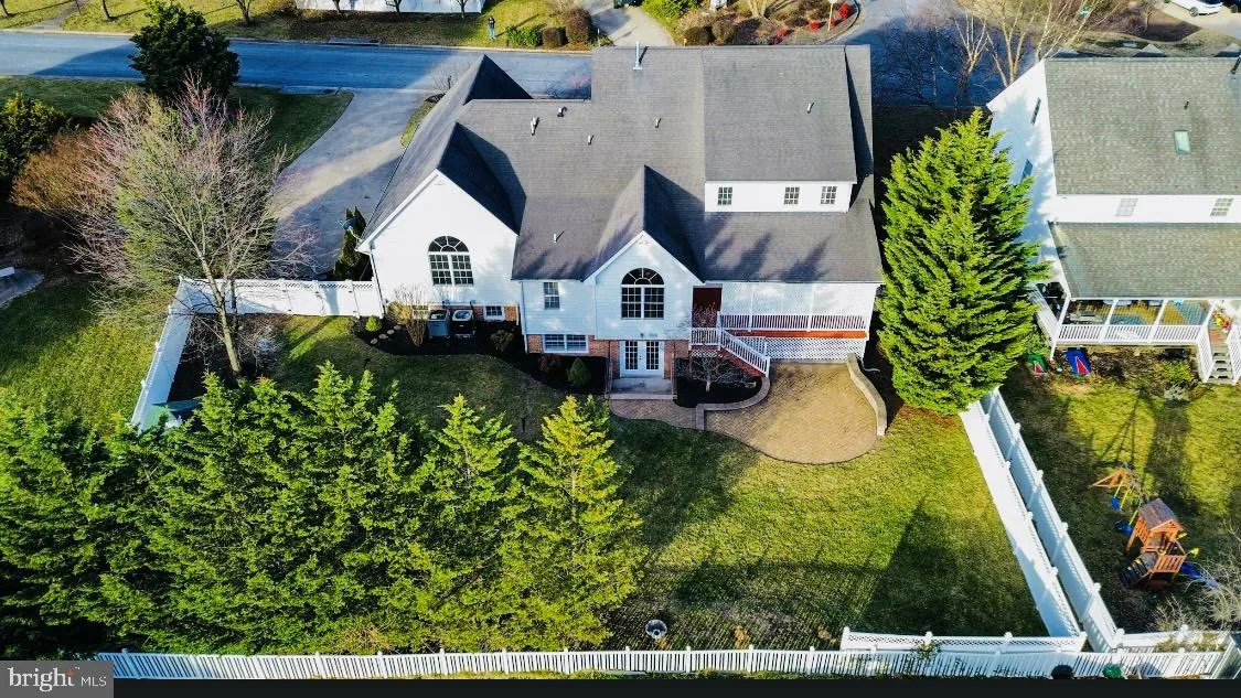 Winchester, Virginia 22602, United States, 5 Bedrooms Bedrooms, ,5 BathroomsBathrooms,Residential,Coming Soon,171630