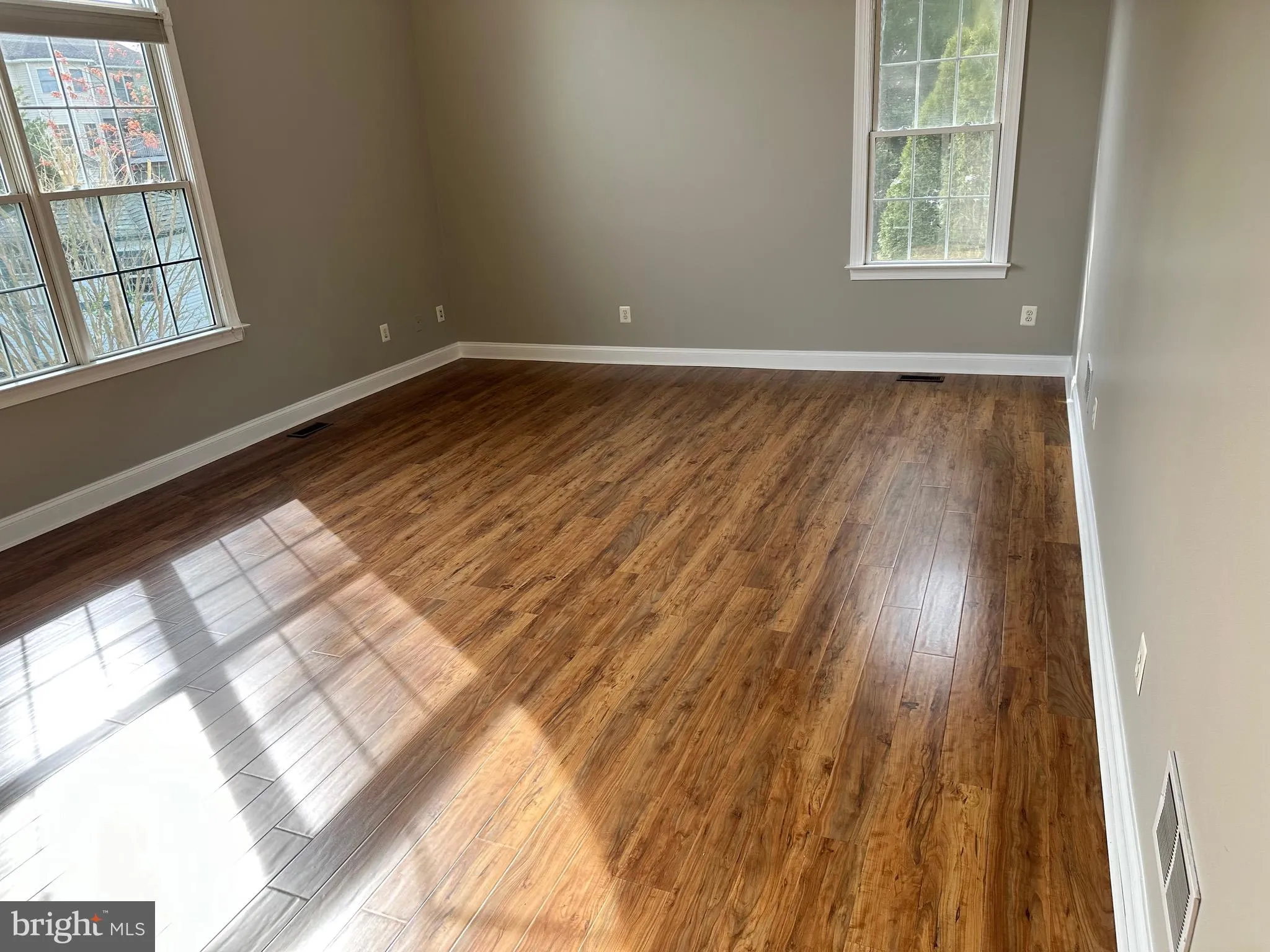 Winchester, Virginia 22602, United States, 5 Bedrooms Bedrooms, ,5 BathroomsBathrooms,Residential,Coming Soon,171630