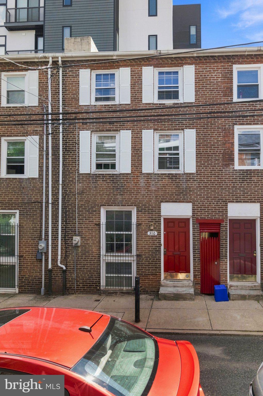 316 W WILDEY STREET - Photo 2