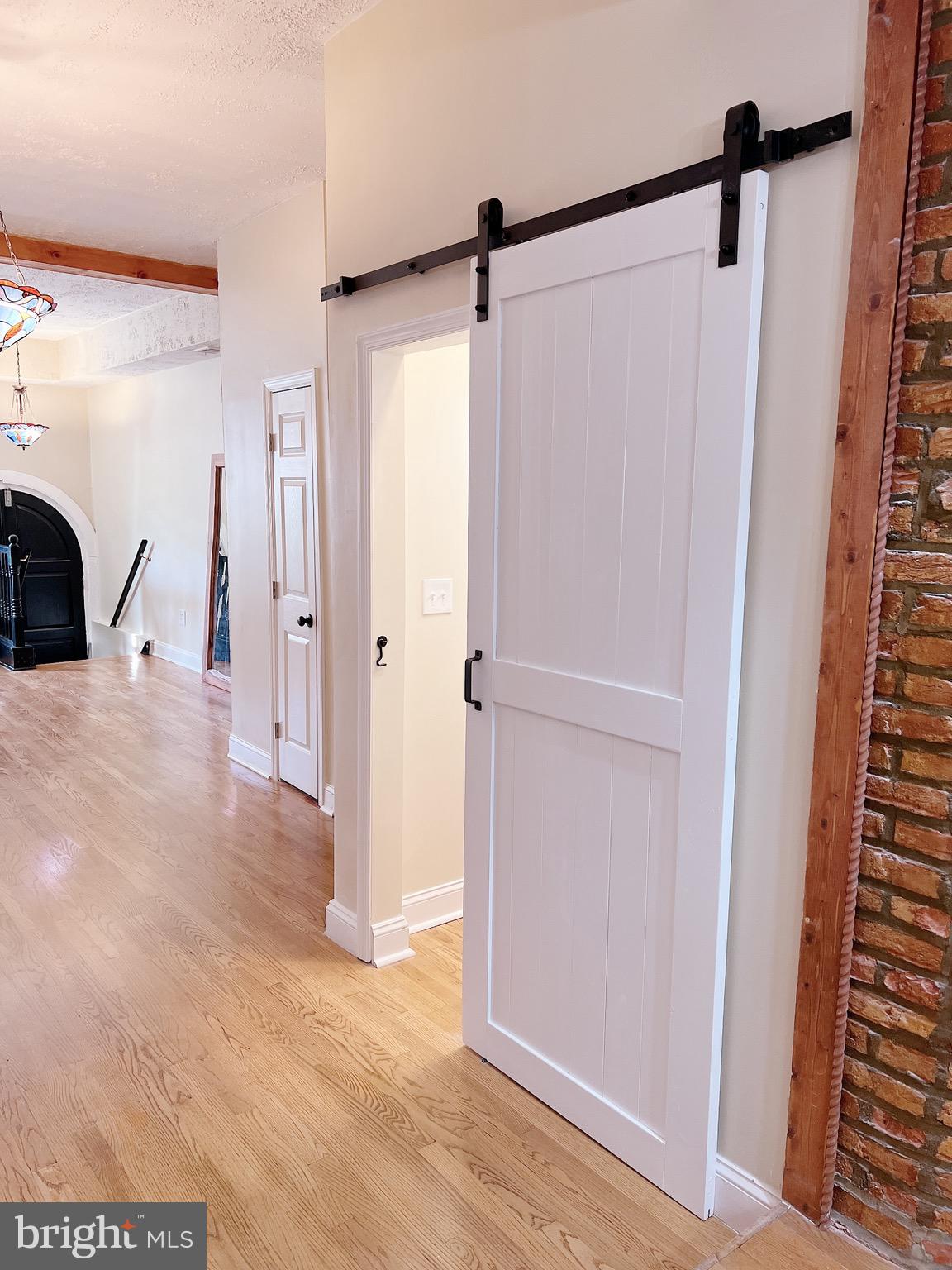 RESERVOIR HILL - Residential