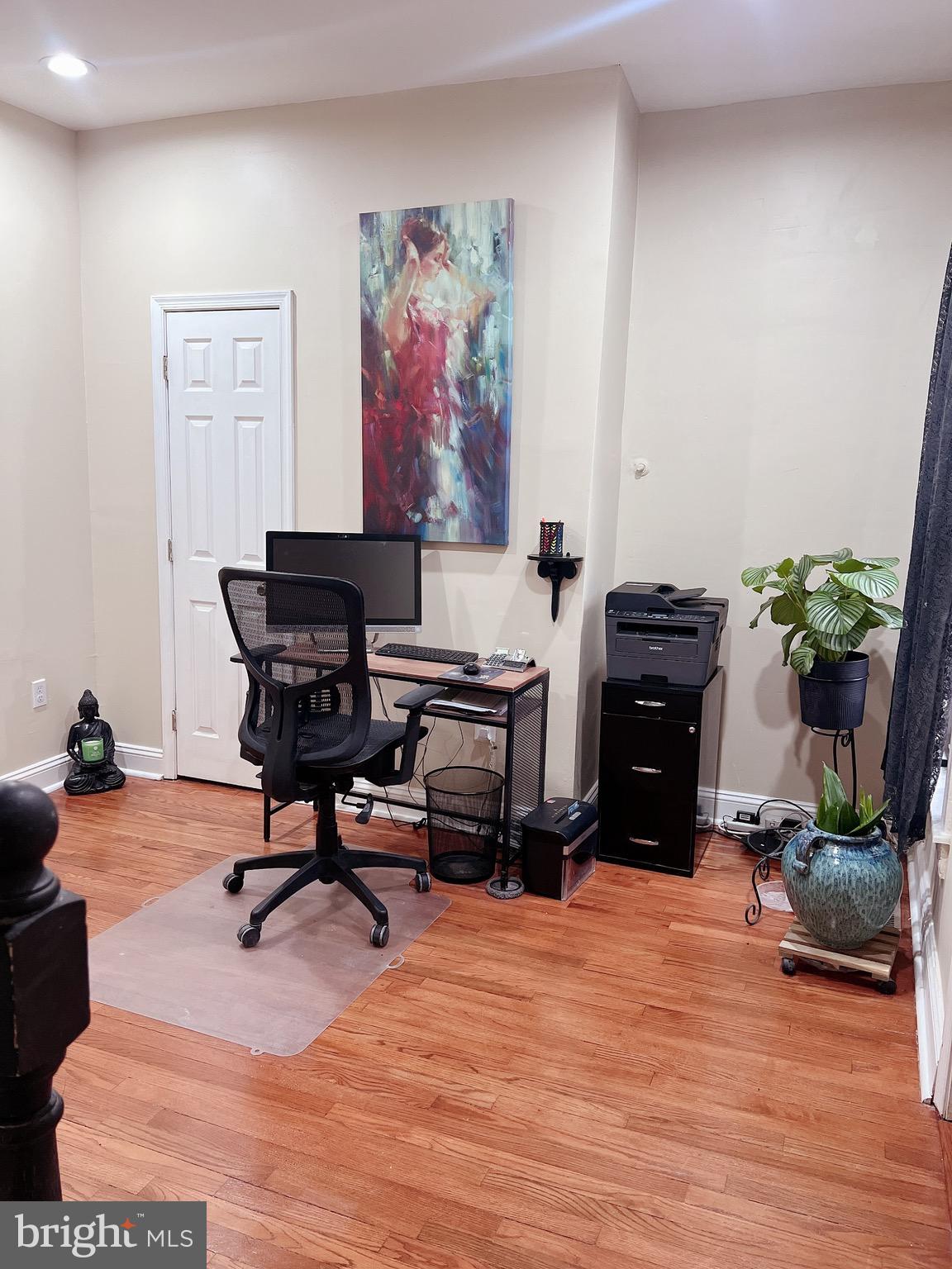 RESERVOIR HILL - Residential