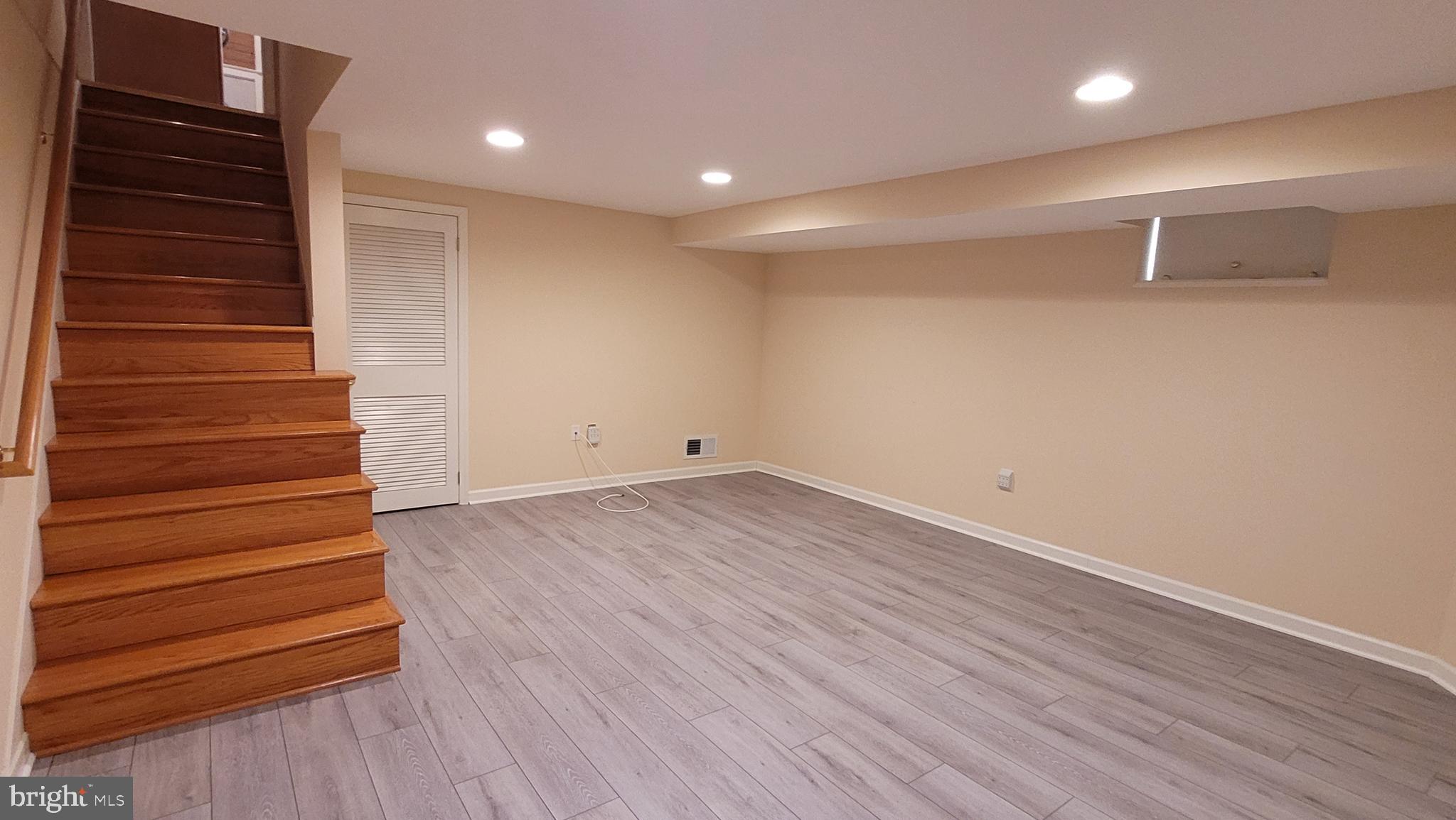 FRIENDSHIP GARDENS - Residential