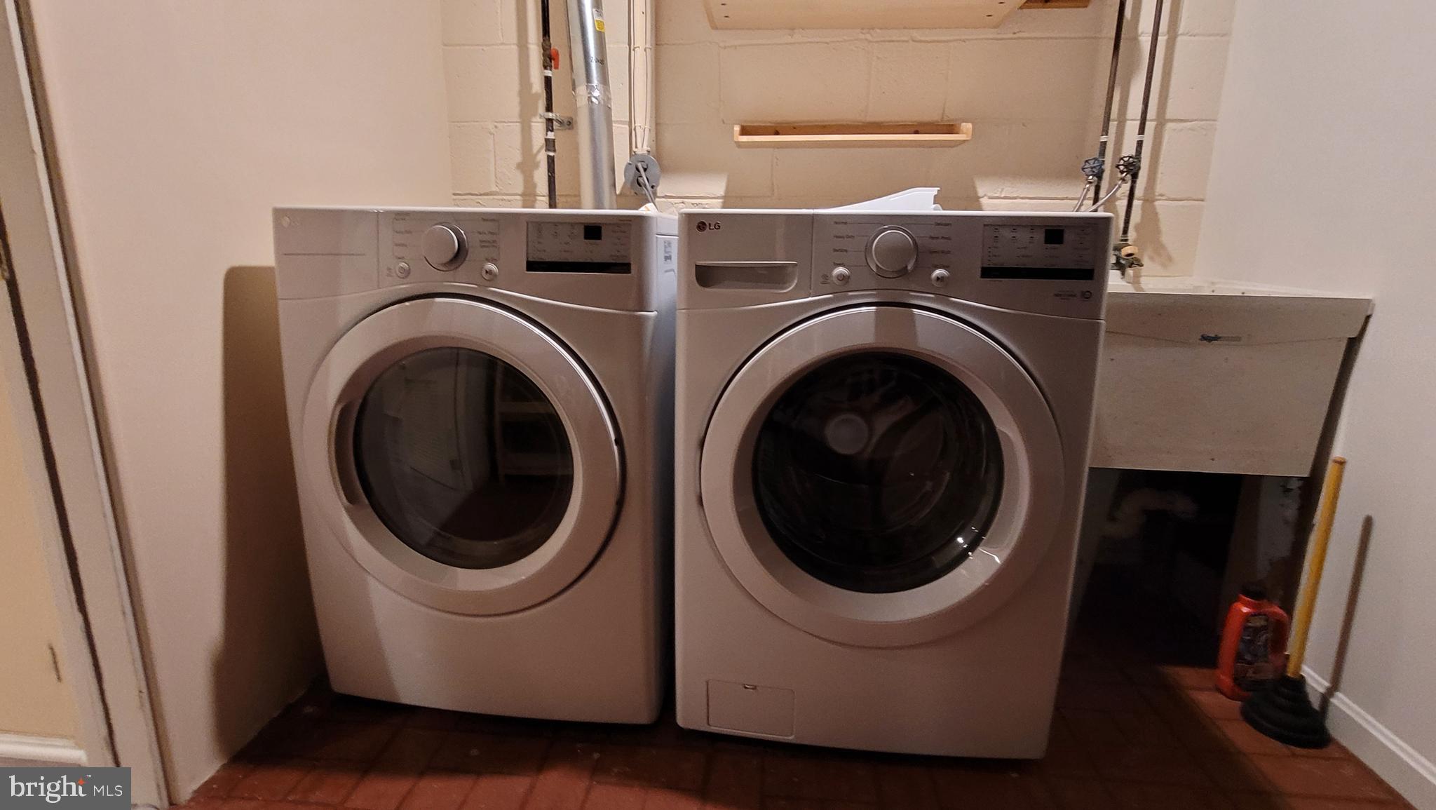 FRIENDSHIP GARDENS - Residential