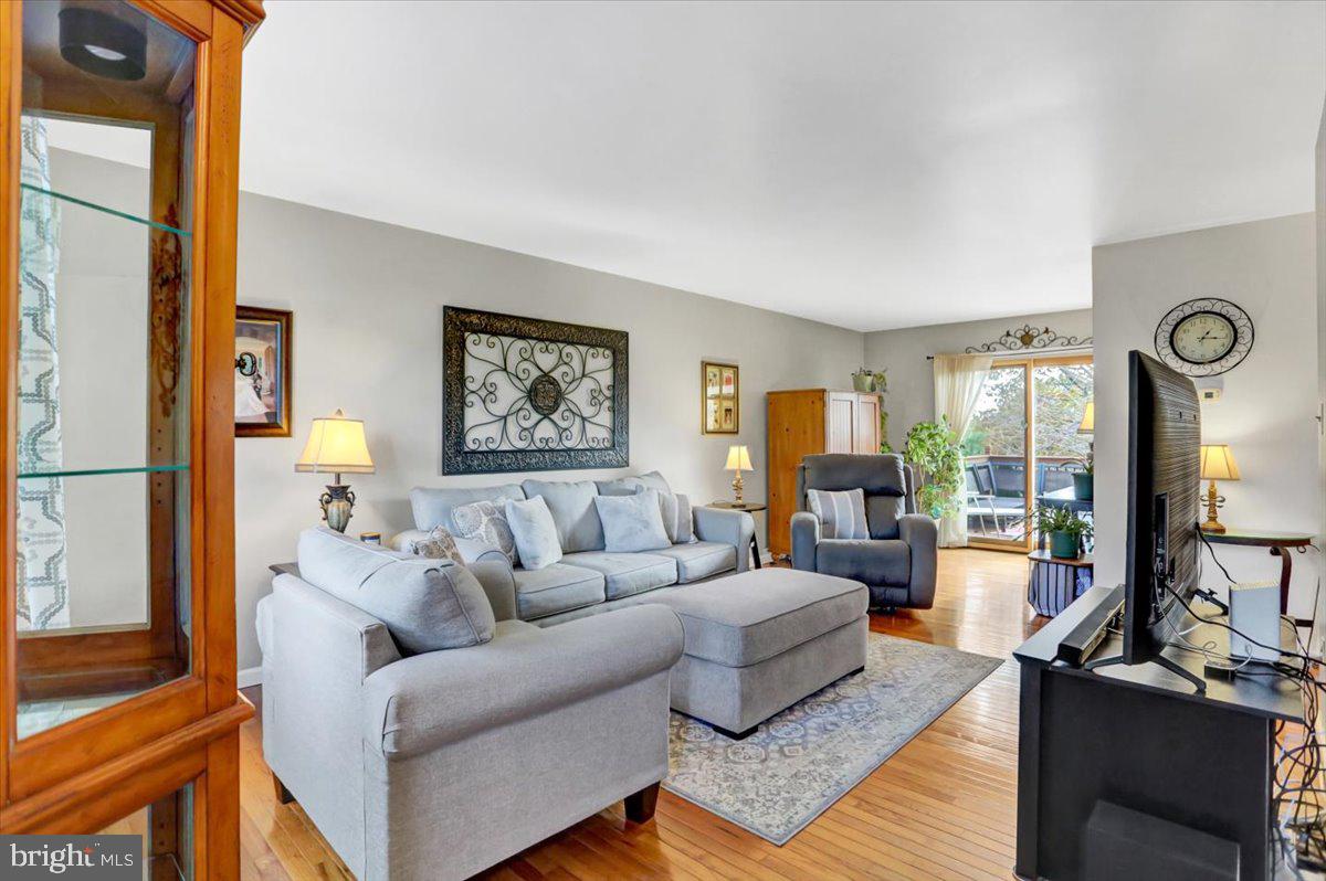 MOWER MEADOWS - Residential