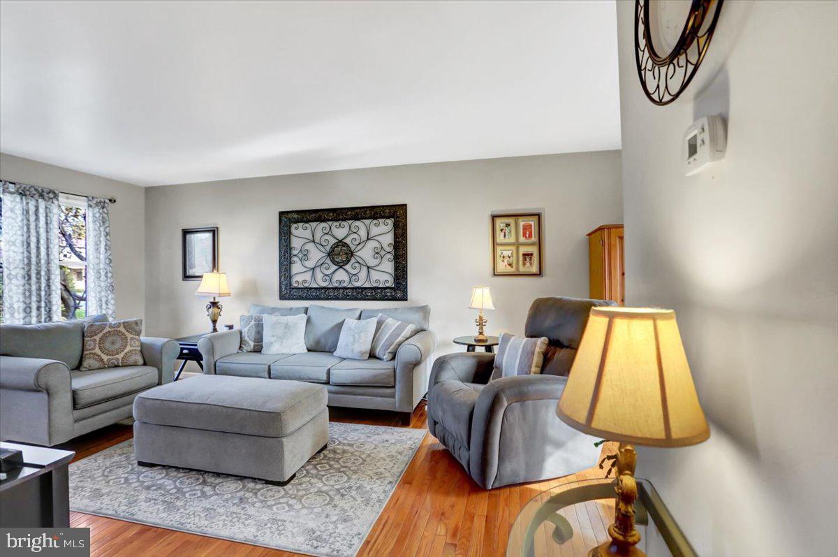 MOWER MEADOWS - Residential