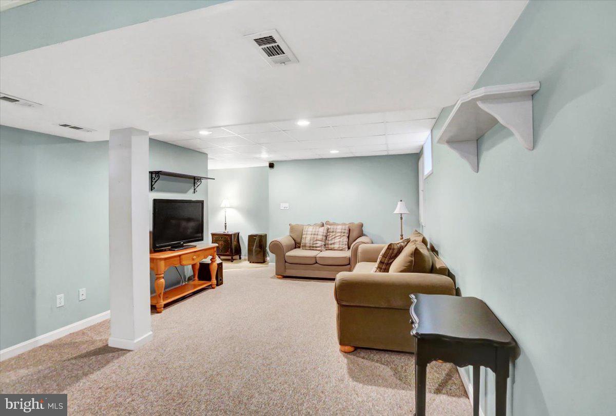 MOWER MEADOWS - Residential