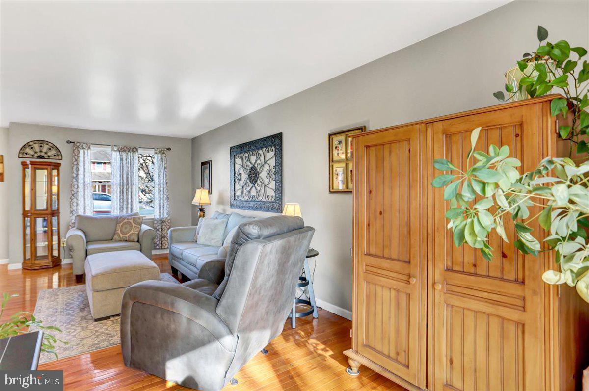 MOWER MEADOWS - Residential