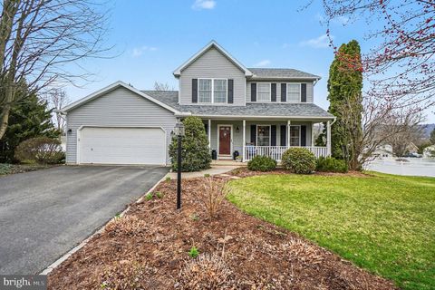 Photo of 71 Greenfield Drive, REEDSVILLE, PA 17084 (MLS # PAMF2052926)