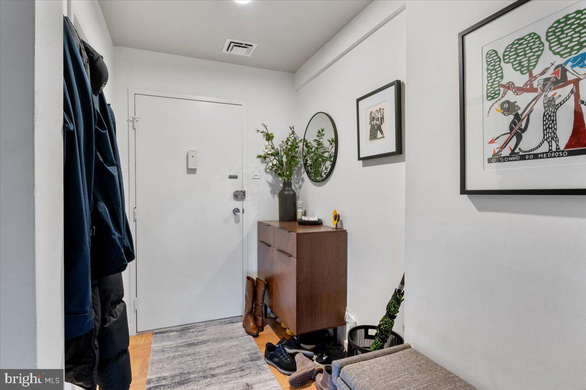 1200 N NASH STREET 852