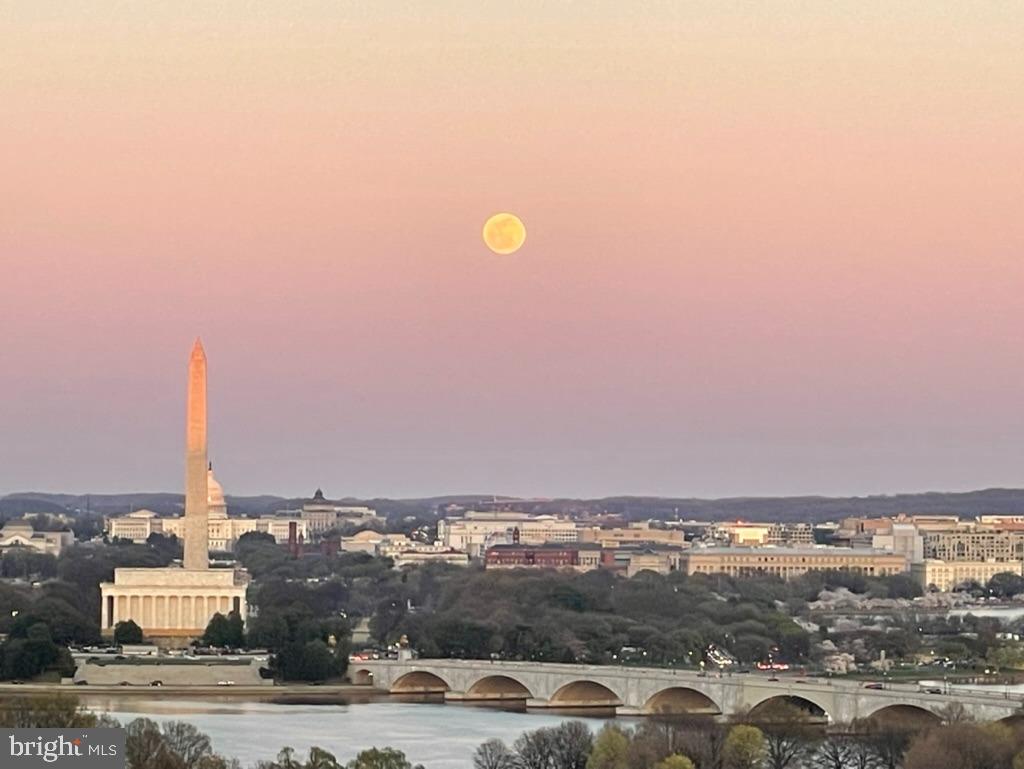 PROSPECT HOUSE - Residential Lease