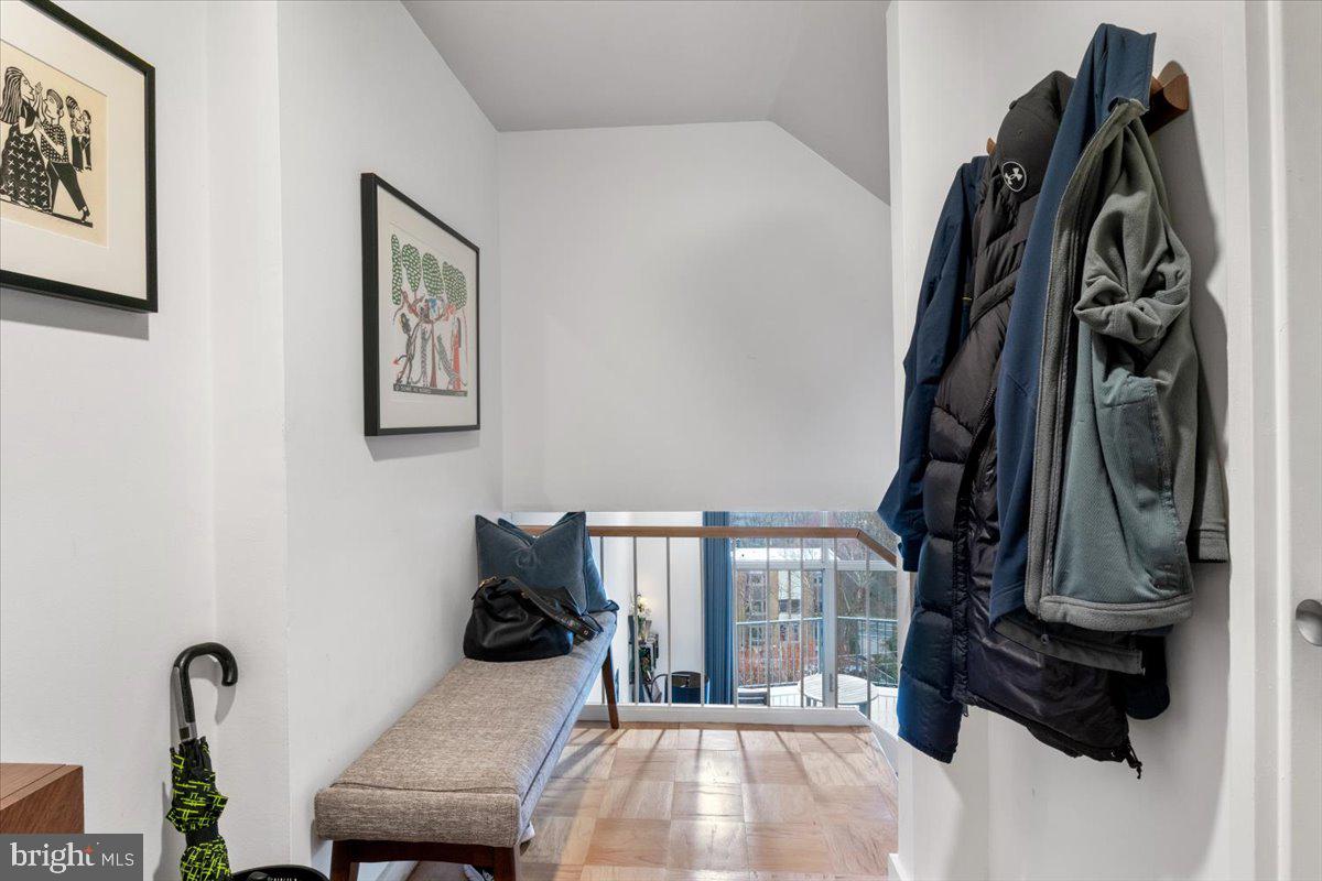 1200 N NASH STREET 852