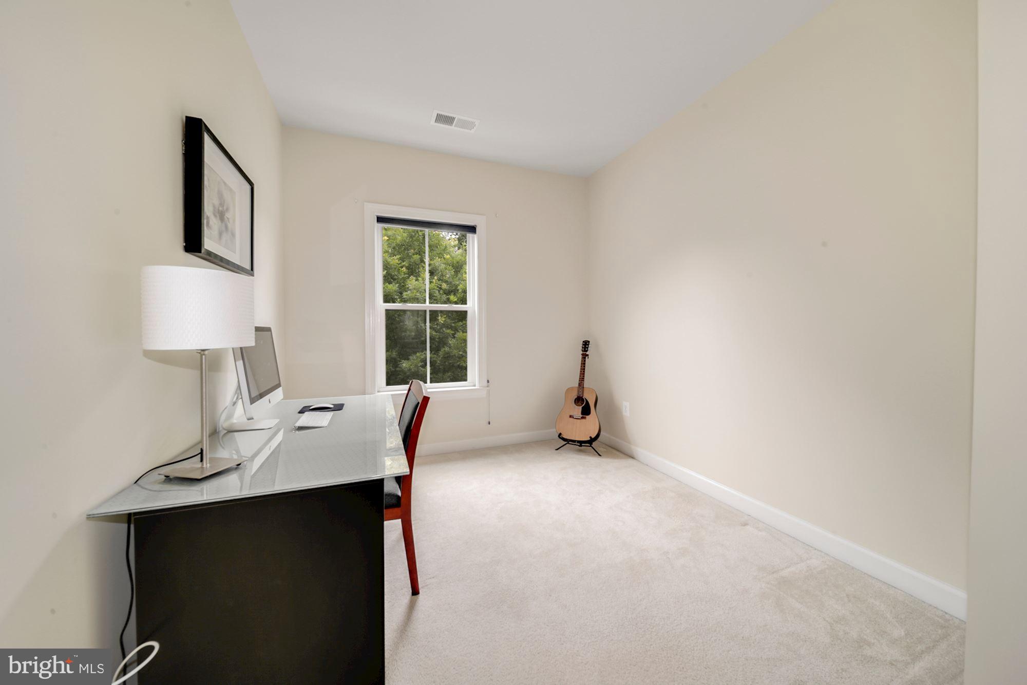 PARKLANDS AT WATKINS MILL - Residential Lease