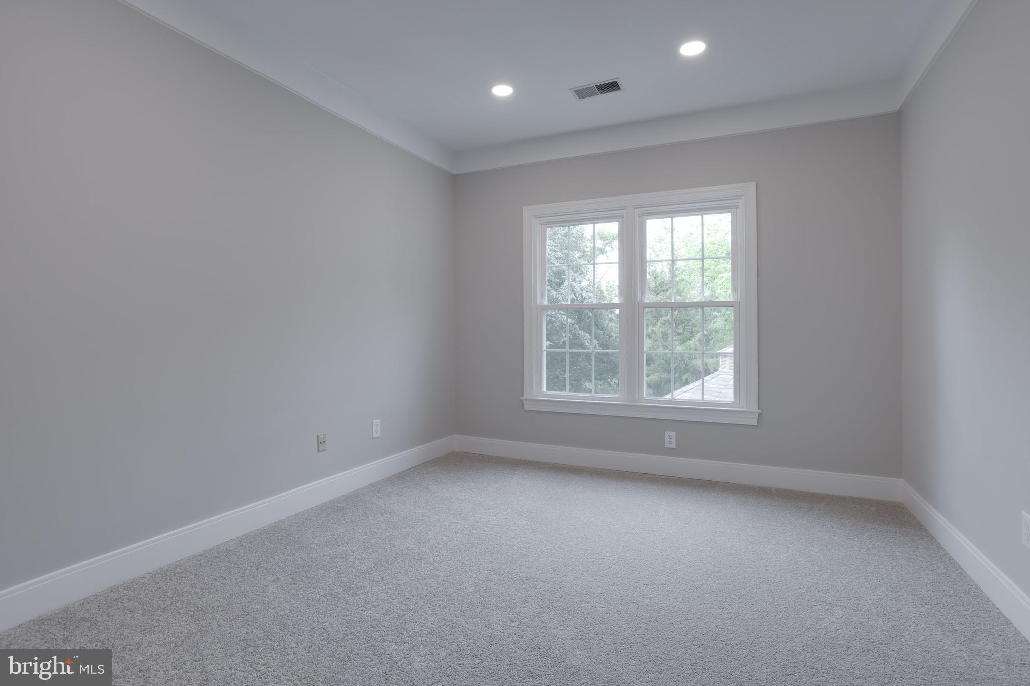 MILLWOOD POND - Residential