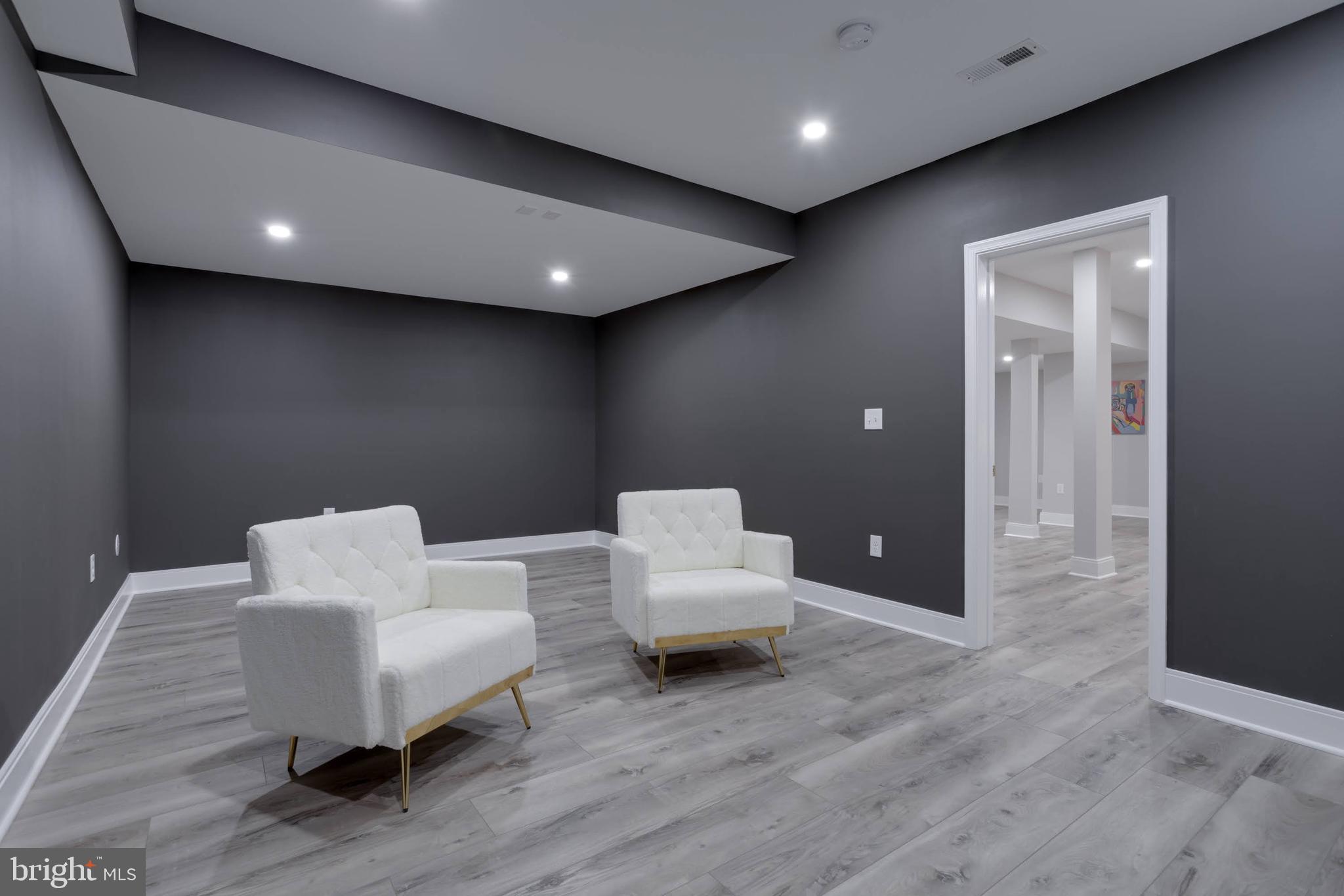 MILLWOOD POND - Residential