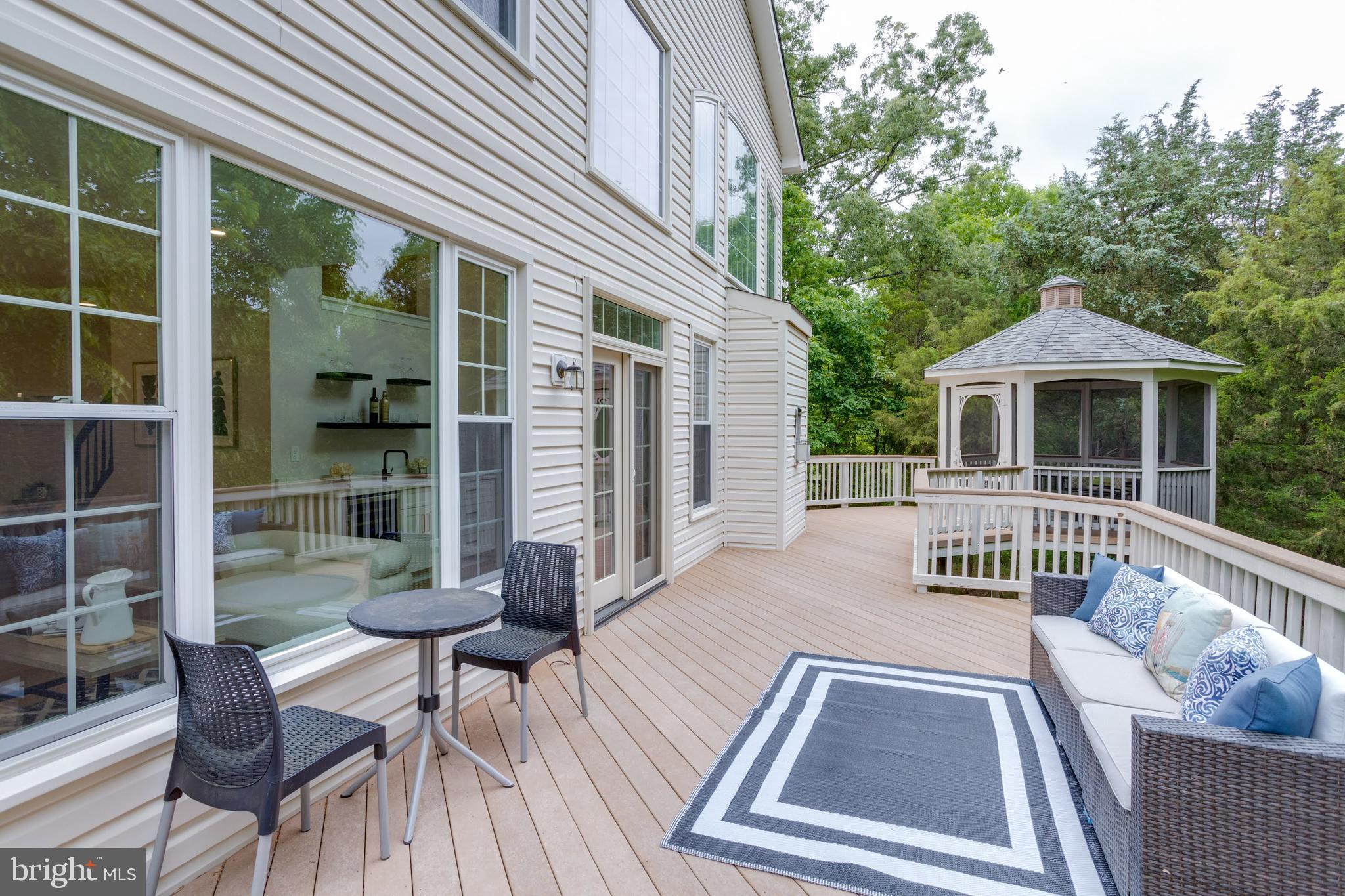 MILLWOOD POND - Residential