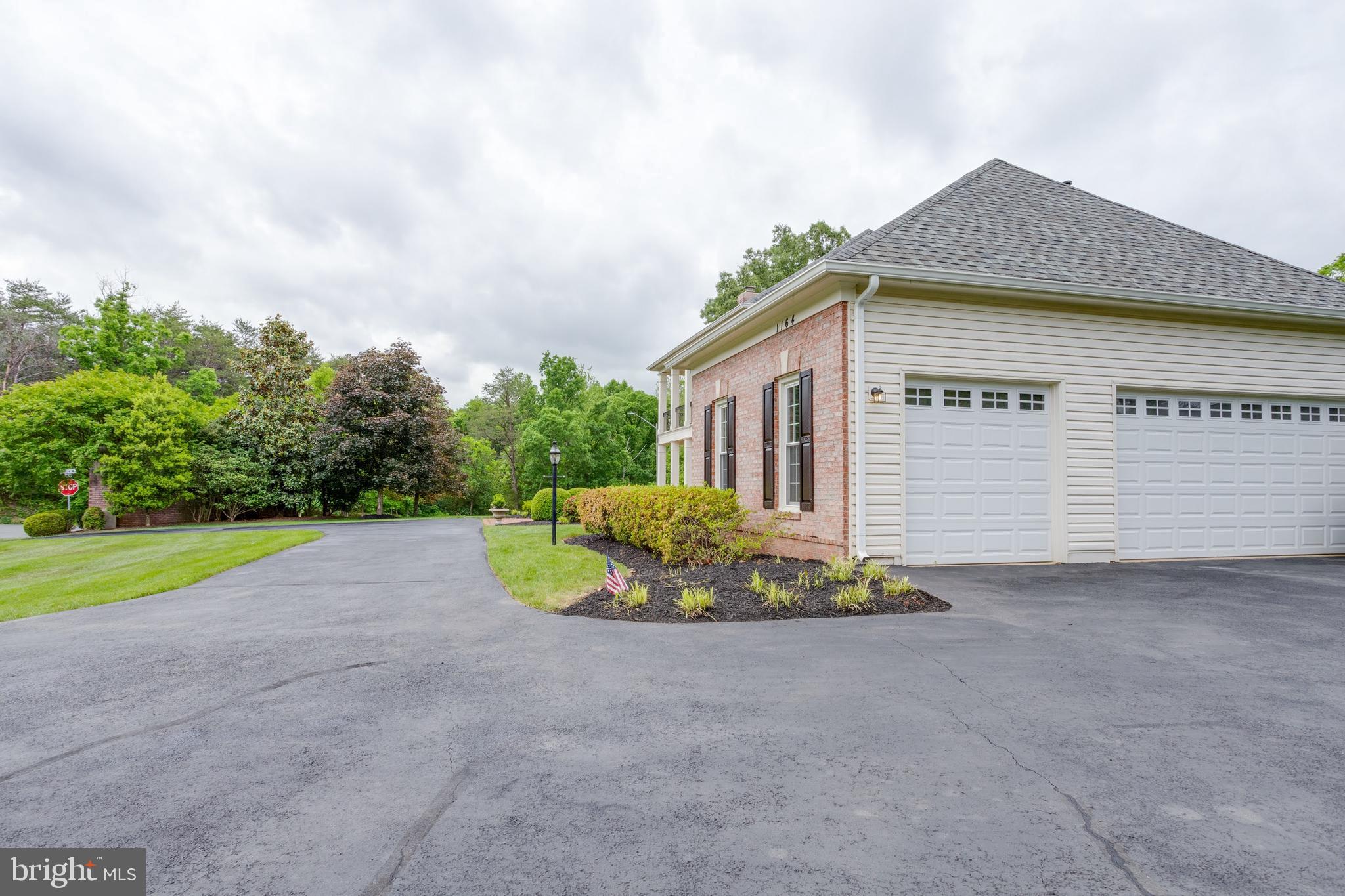 MILLWOOD POND - Residential