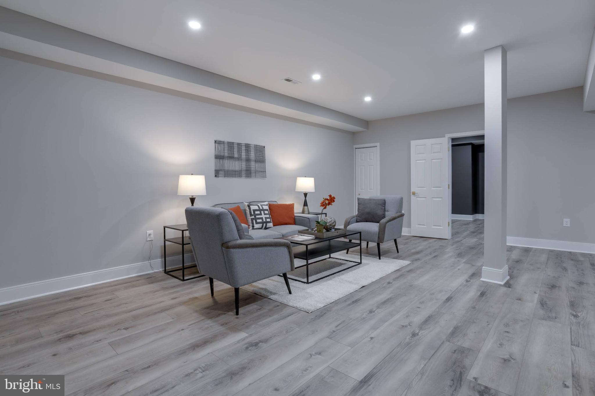 MILLWOOD POND - Residential