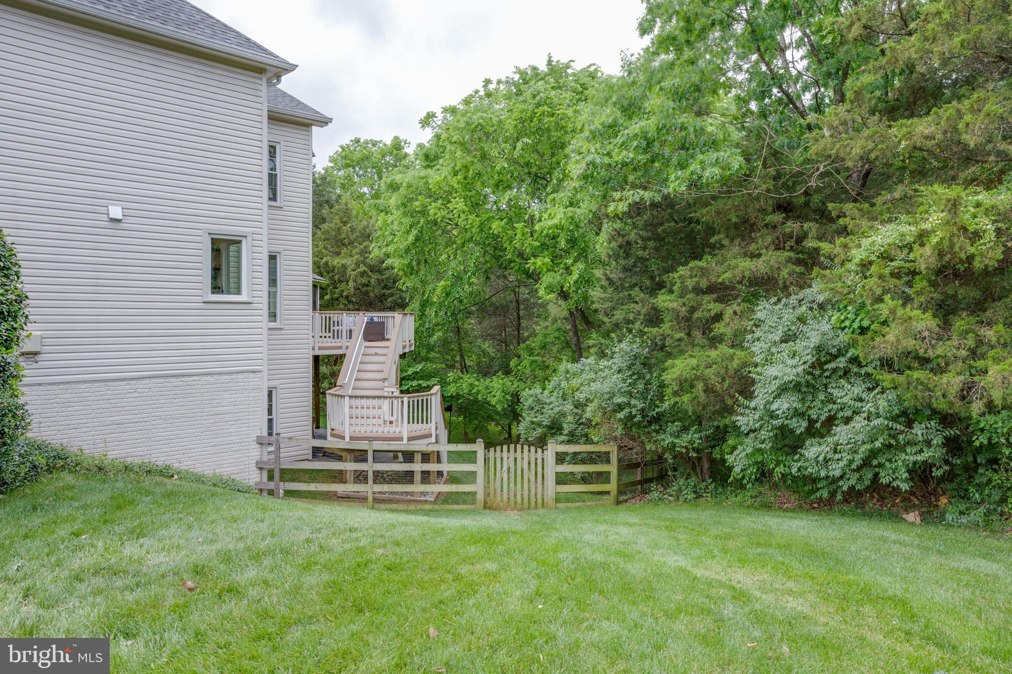 MILLWOOD POND - Residential