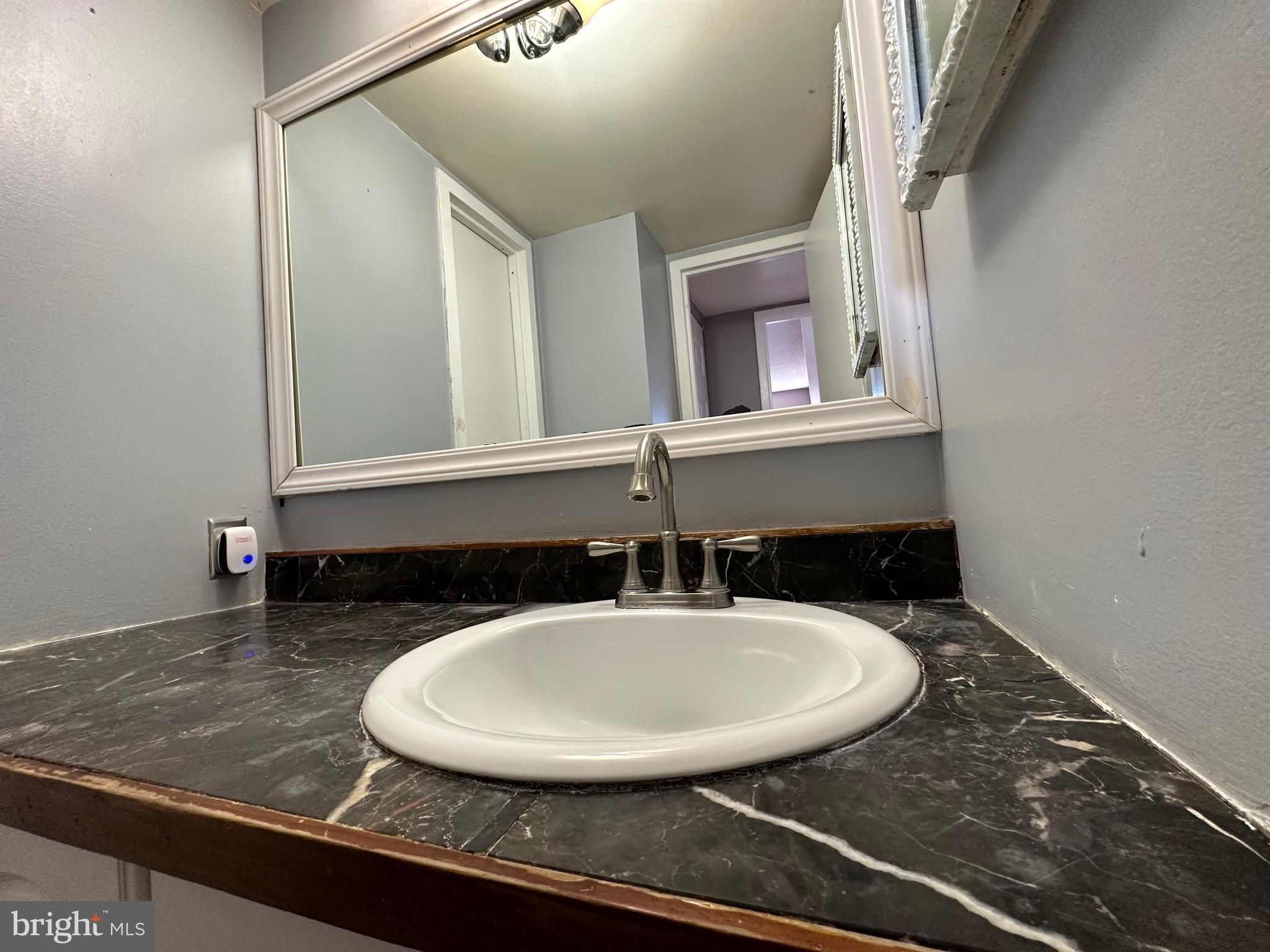 ADELPHI - Residential