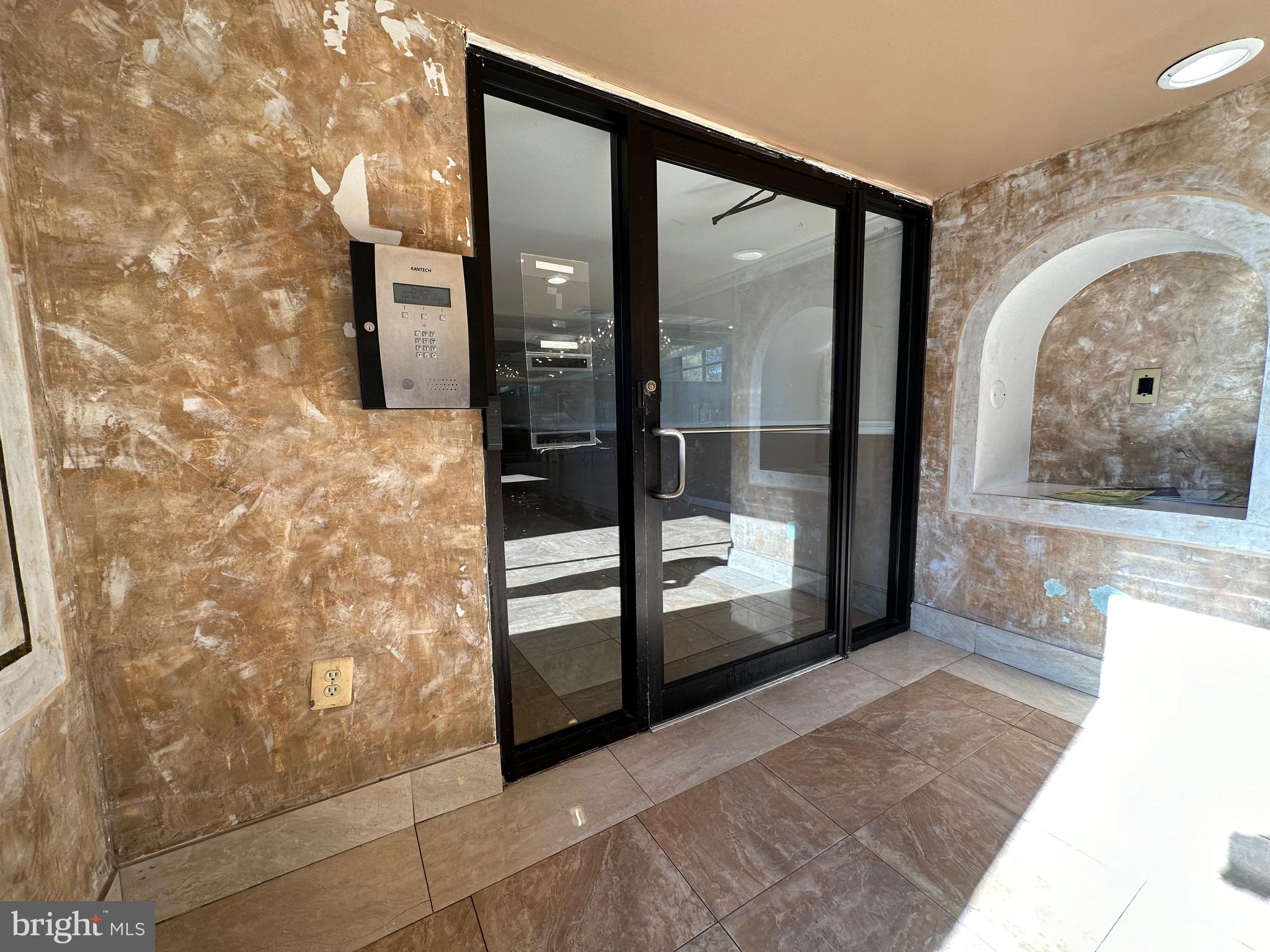 ADELPHI - Residential