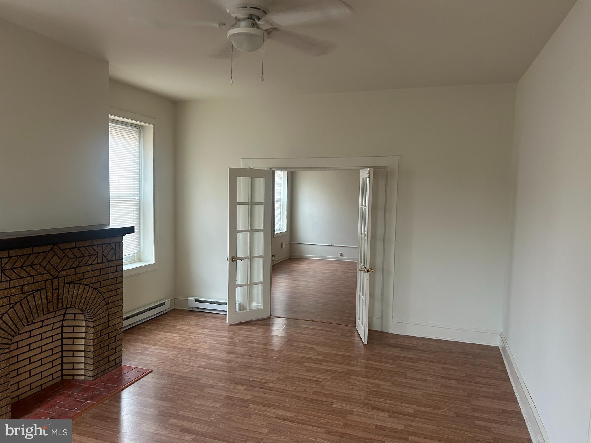 276 E MAIN STREET 1