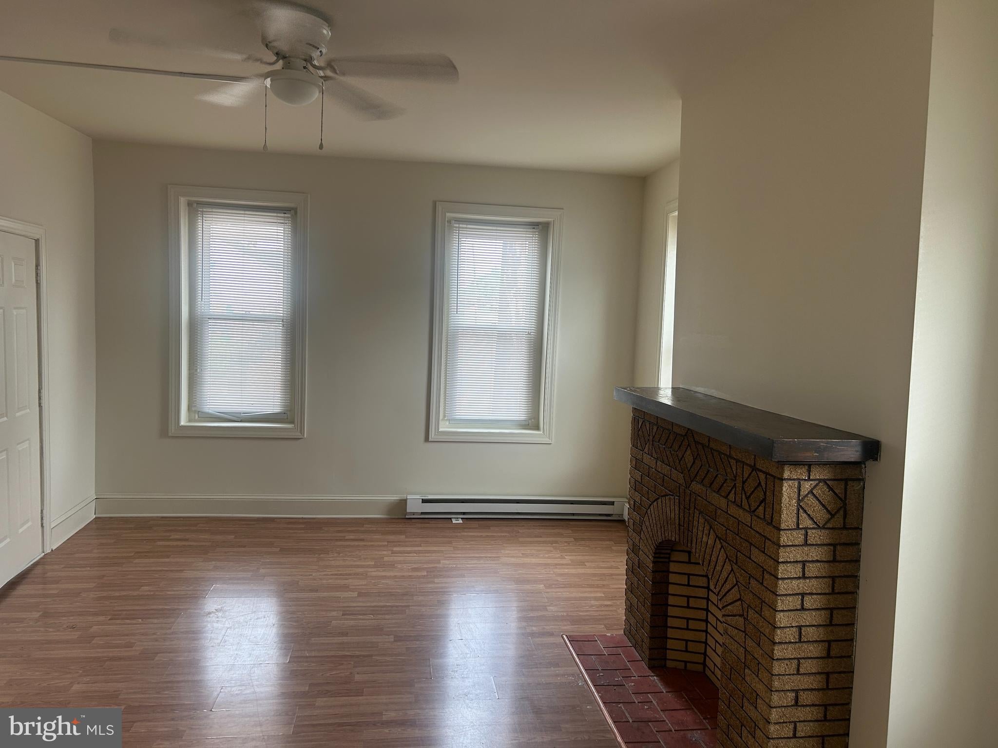 276 E MAIN STREET 1
