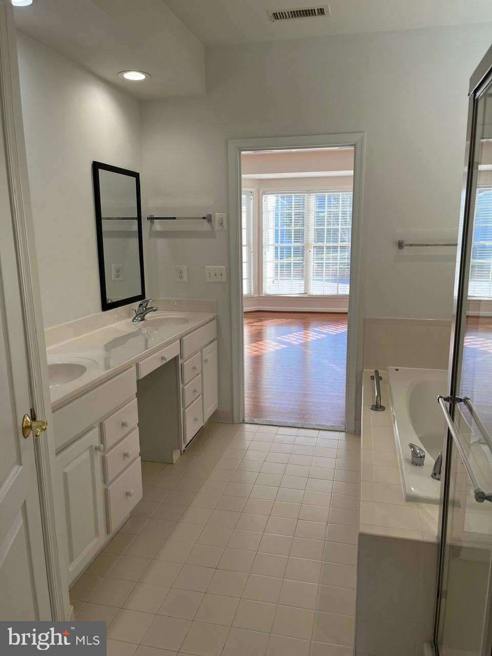 EASTON CLUB EAST - Residential