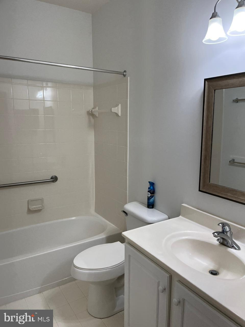 EASTON CLUB EAST - Residential