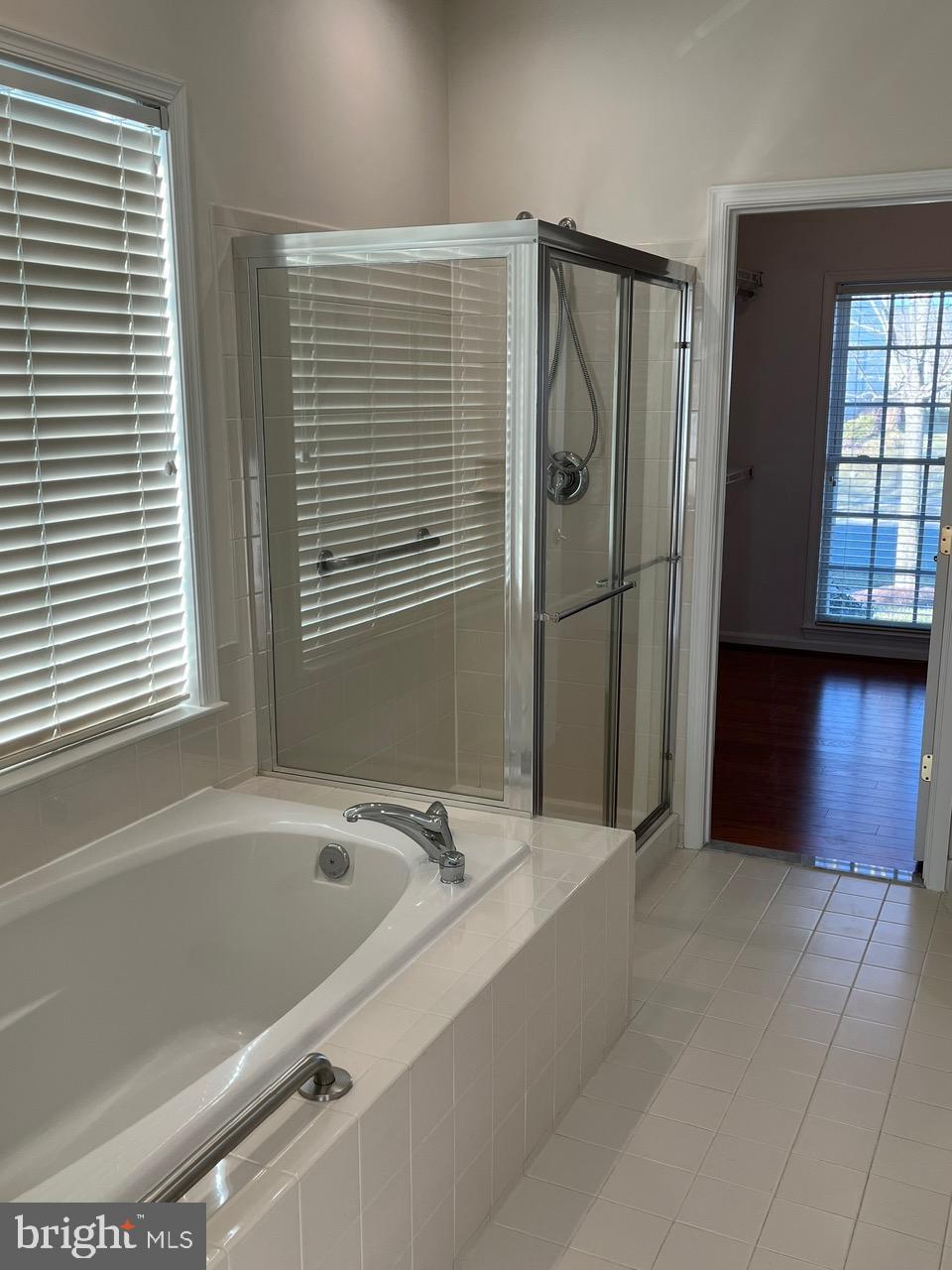 EASTON CLUB EAST - Residential