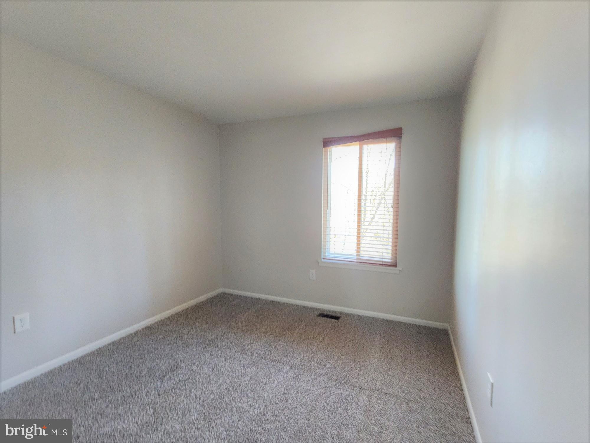 REDLAND STATION TH - Residential Lease