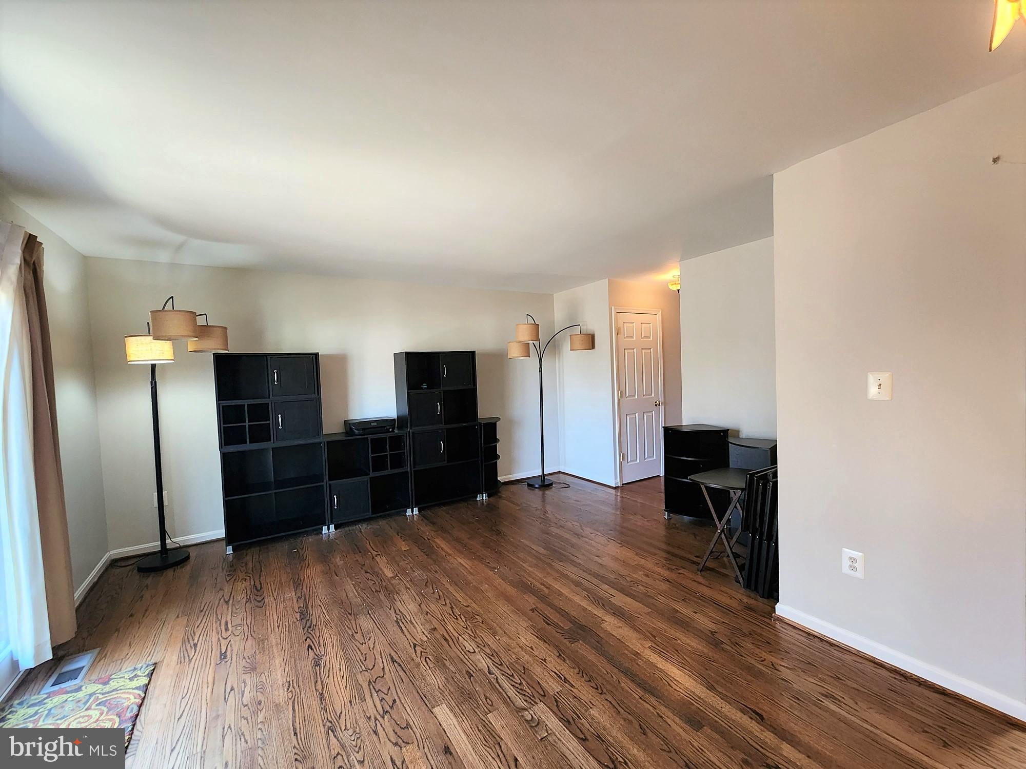 REDLAND STATION TH - Residential Lease