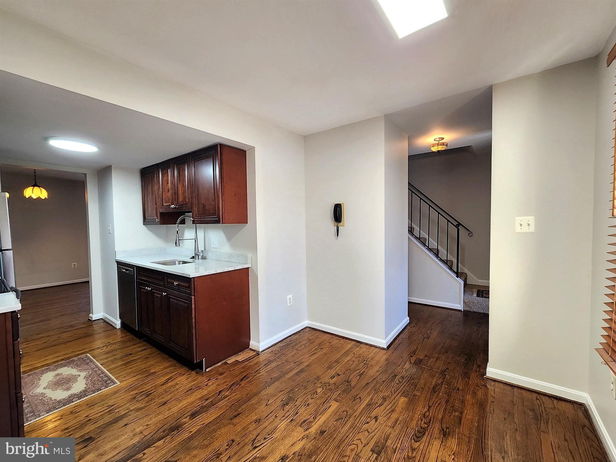 REDLAND STATION TH - Residential Lease