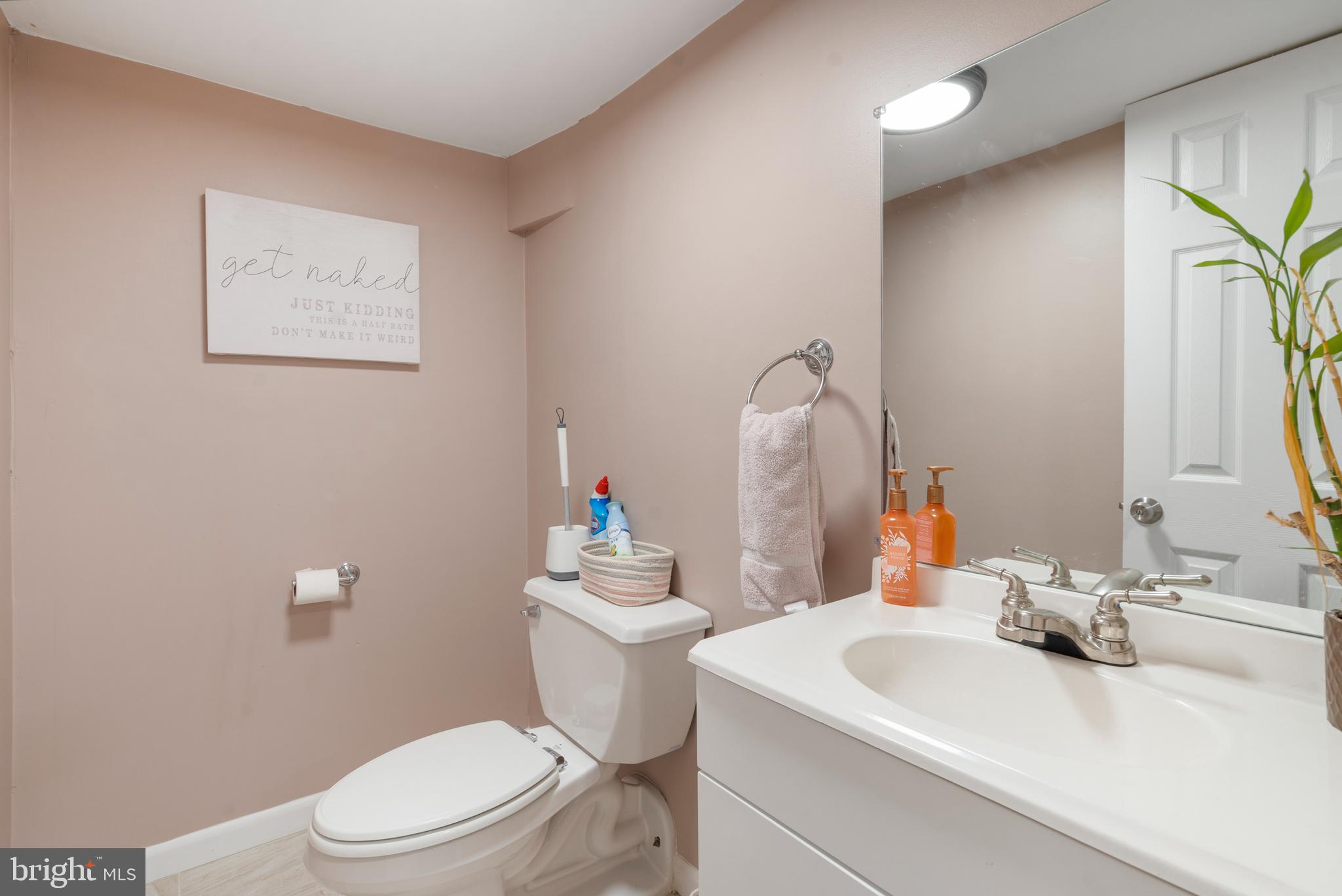 VILLAGE GREEN - Residential