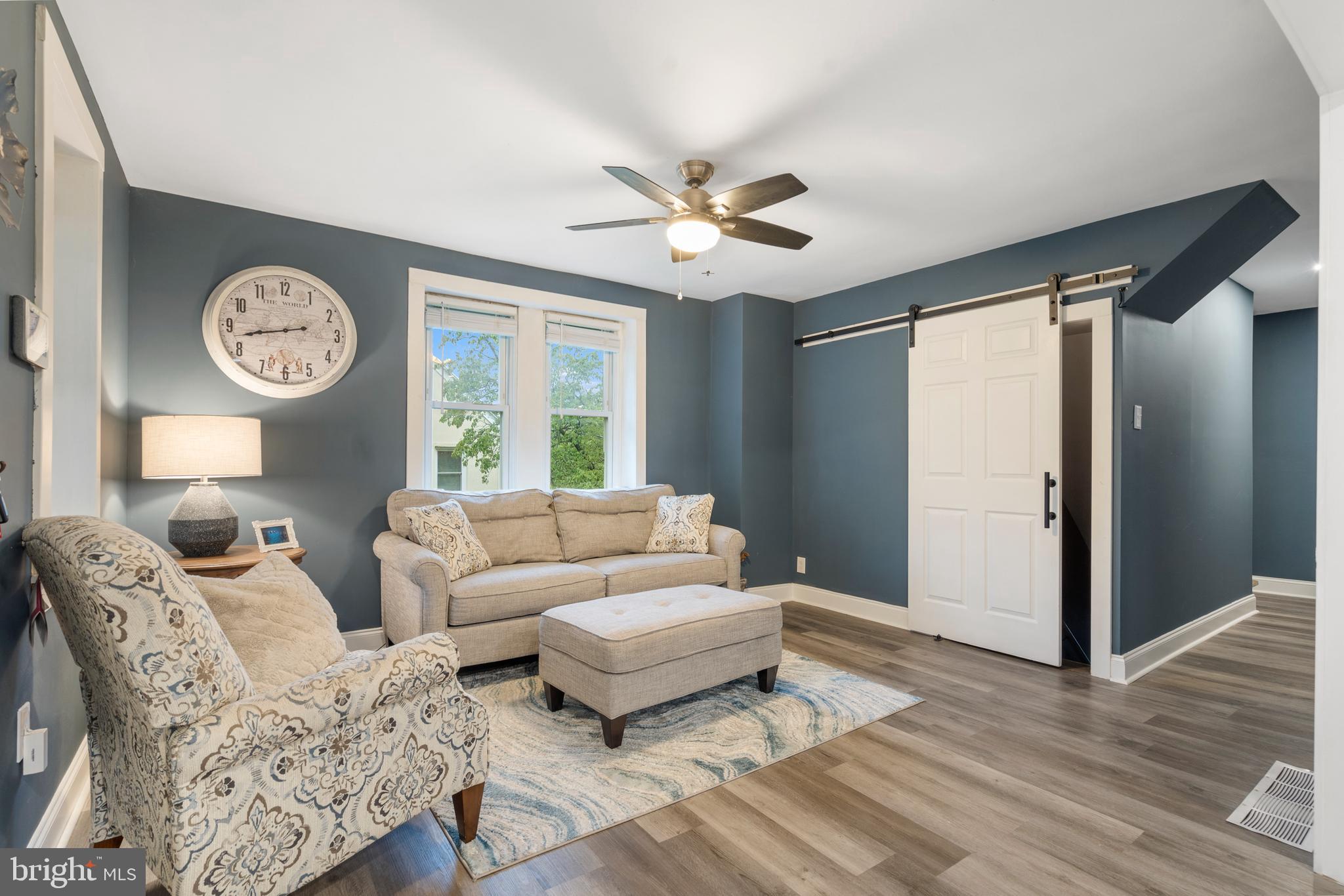 VILLAGE GREEN - Residential