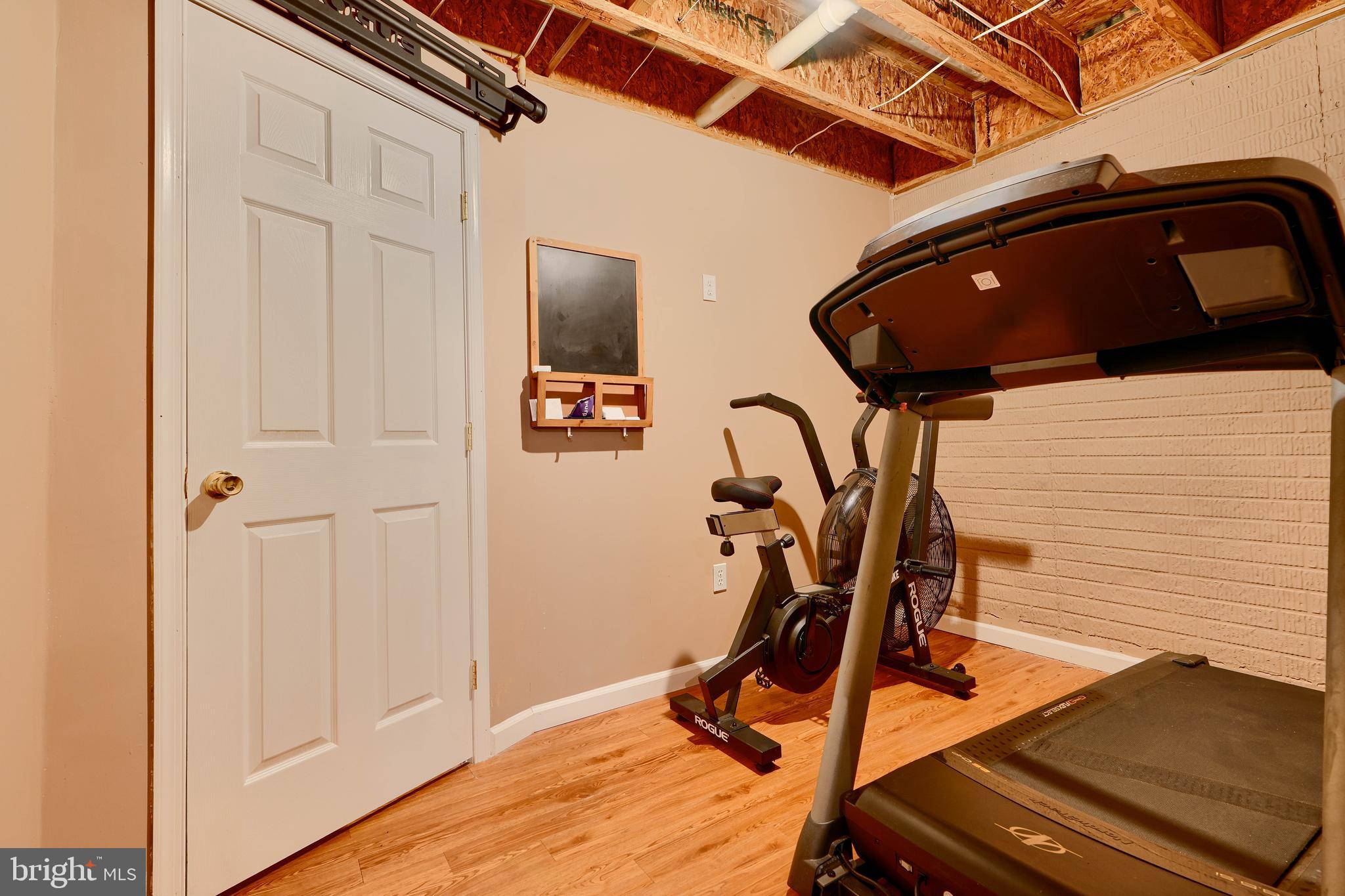 WINTERS RUN MANOR - Residential