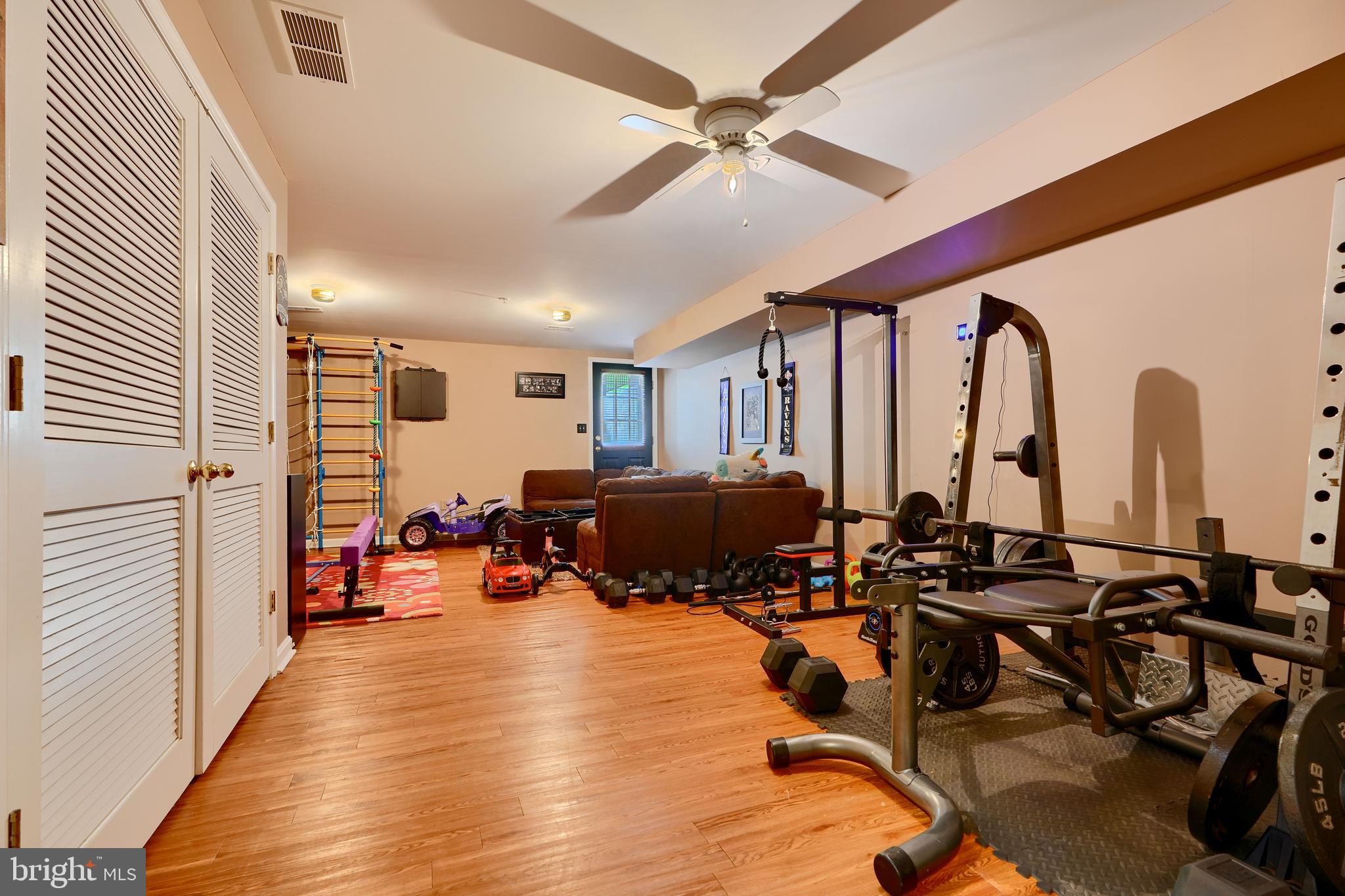 WINTERS RUN MANOR - Residential