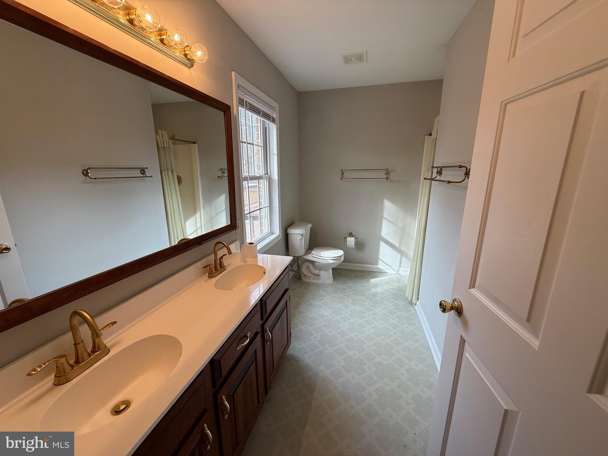 HARRIS CREEK - Residential